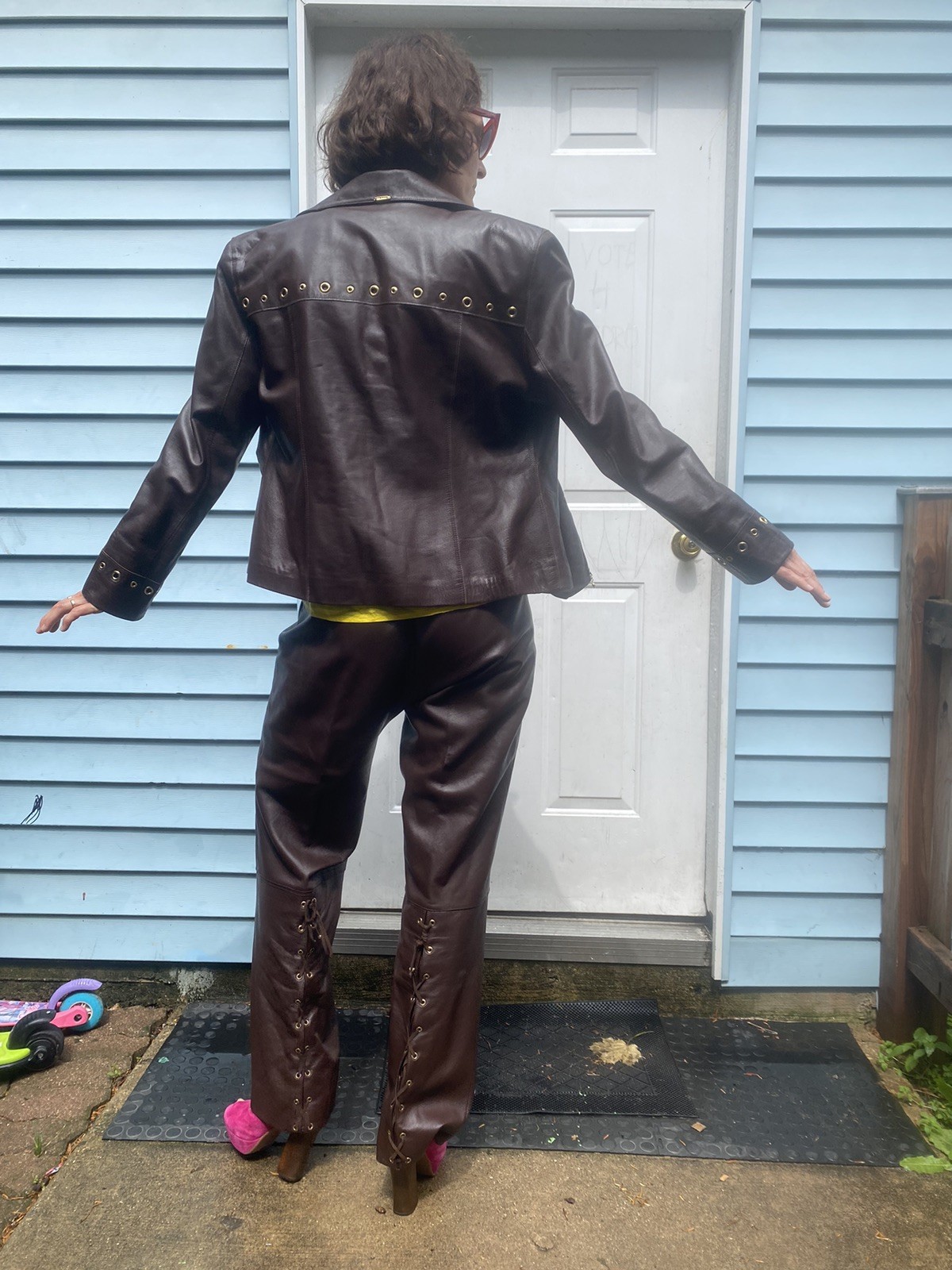 Y2K St John Sport Marie Grey brown leather grommet jacket and pants set Large