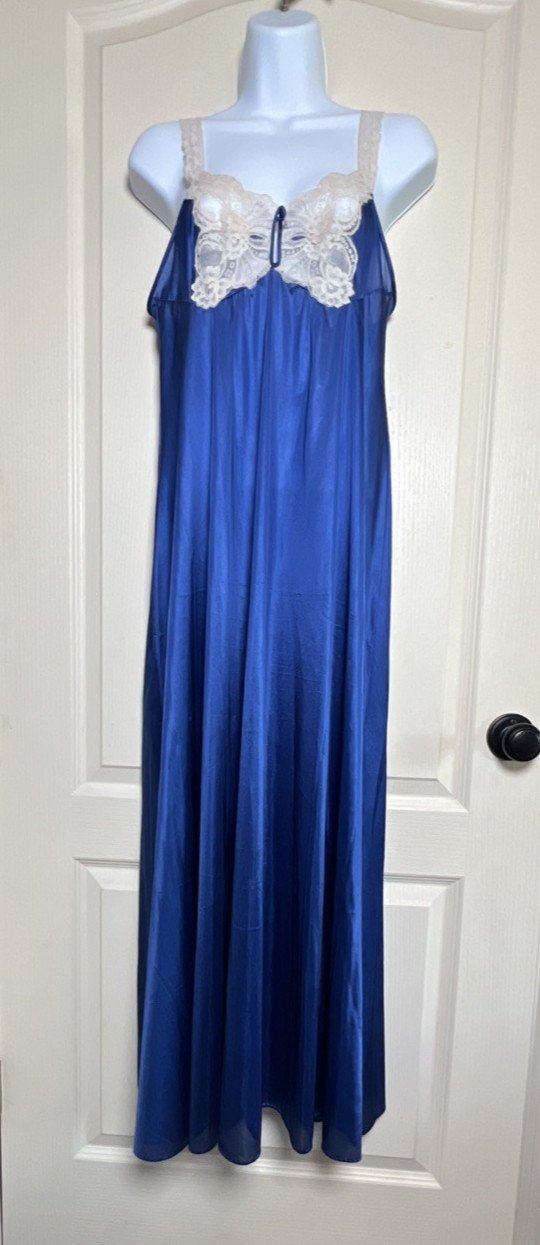Vintage KAYSER Lace Nylon Nightgown Medium Womens Blue Long Sweeping