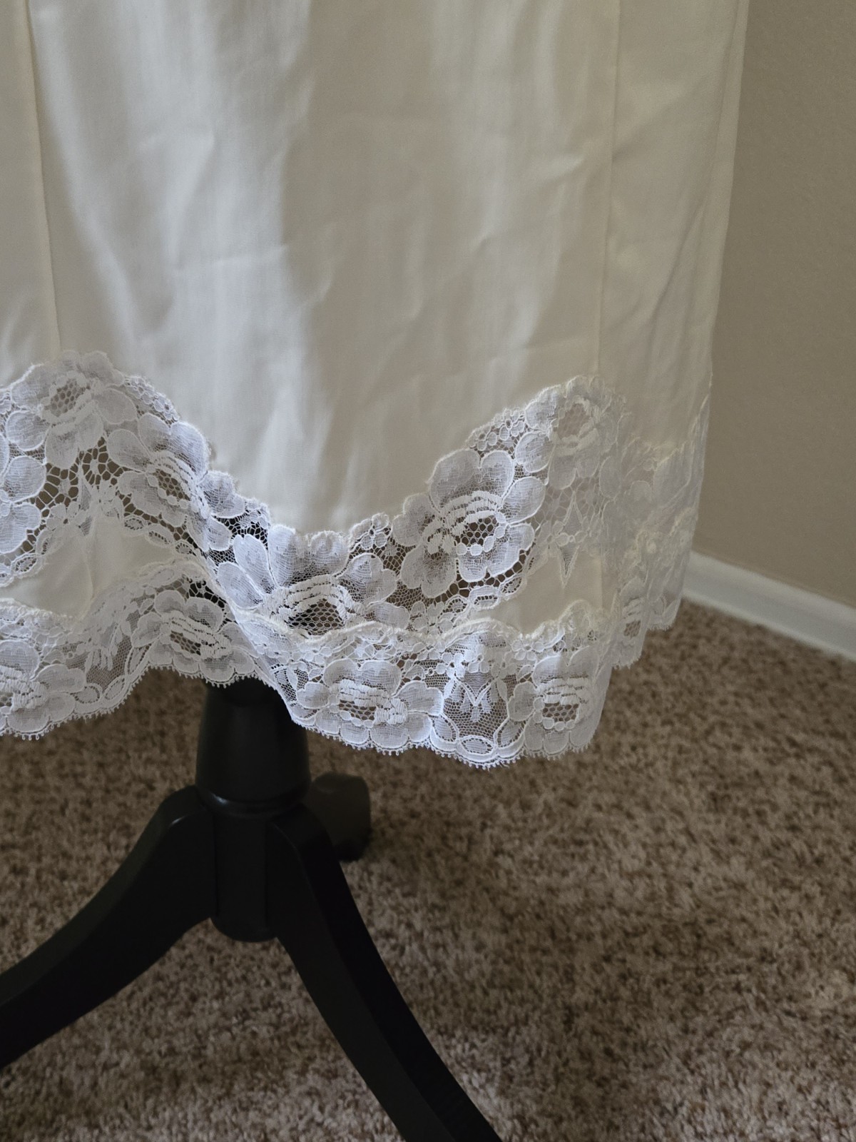 Vintage Nylon Neyret Chiffon Lace Full Slip Dress 34 Floral Pinup Pale Yellow