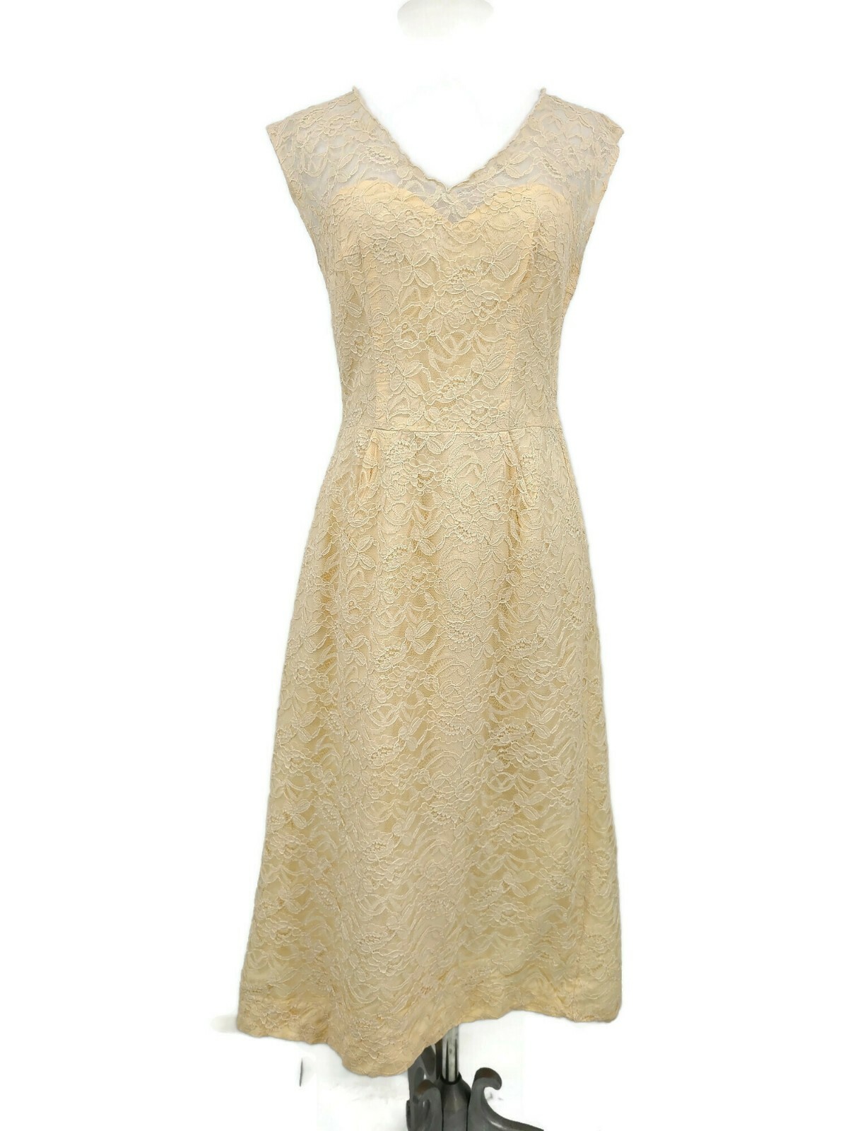 Vintage Ivory Lace Dress Womens 6/M? V Neck Scalloped