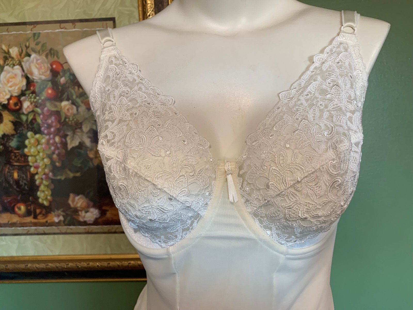 VINTAGE WACOAL 80109 ~ IVORY ~ TAPESTRY FIRM SHAPER BODYSUIT w UNDERWIRE ~ 34DD