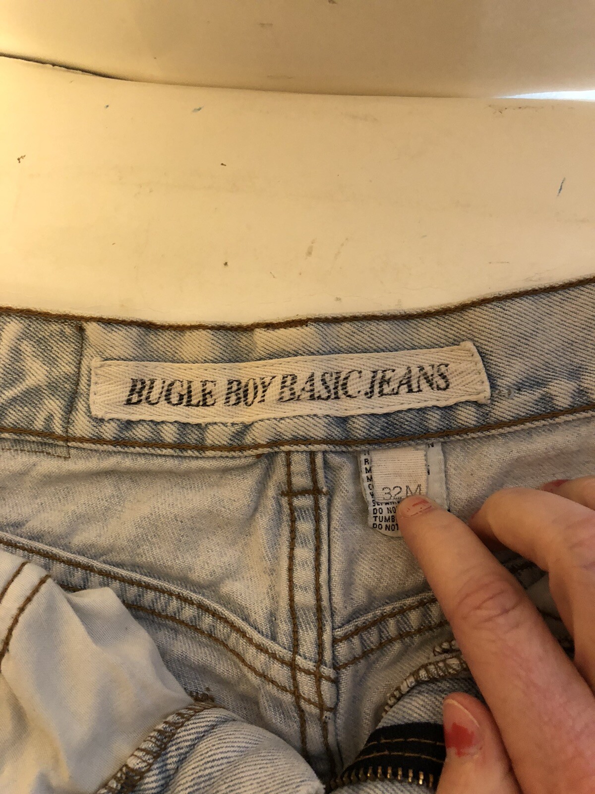 Vintage USA Bugle Boy Basic Jeans High Waisted 32M Unisex? Grunge Stains 29”?