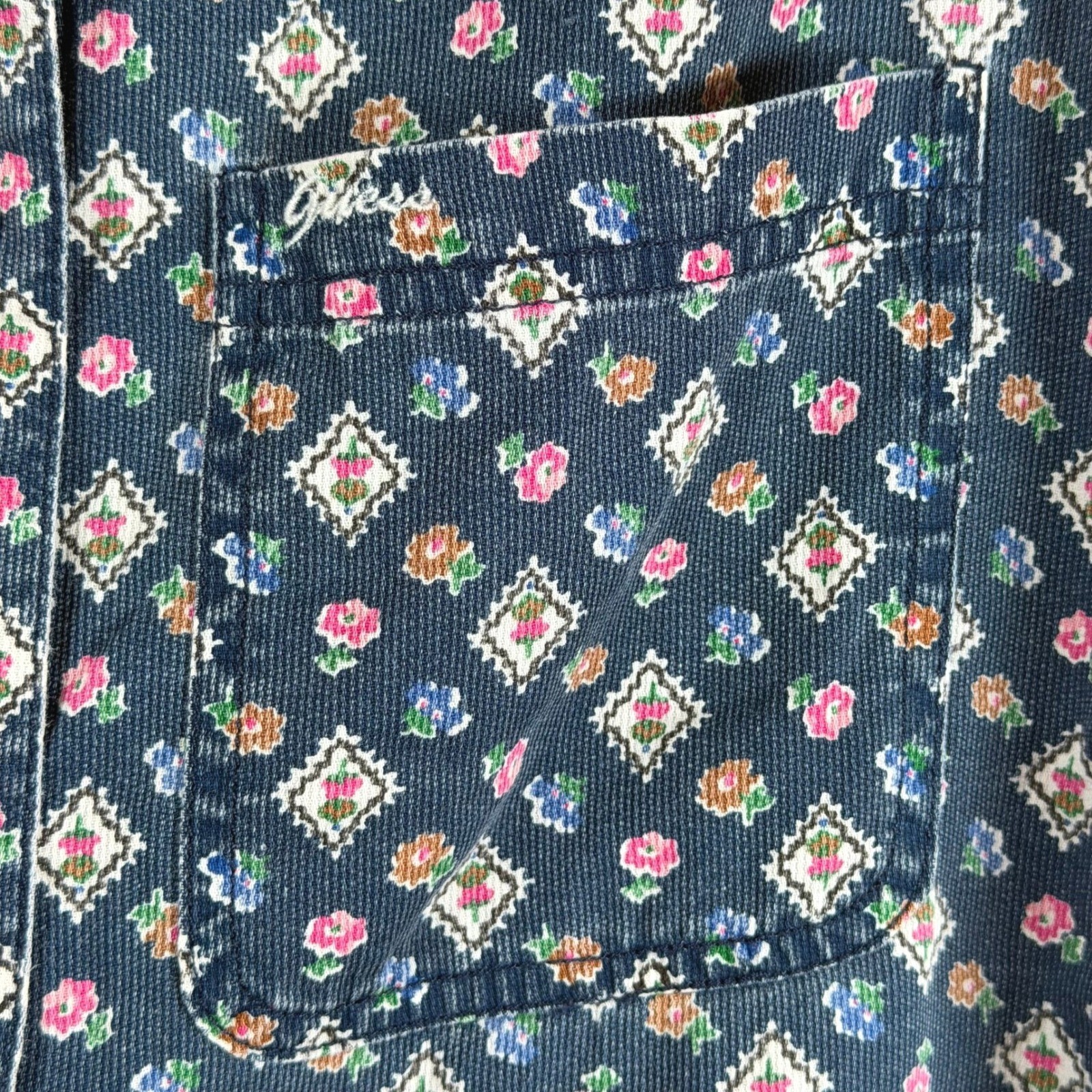 VTG Guess USA Sleeveless Snap Front Top Women’s Small Blue Floral Cotton Western
