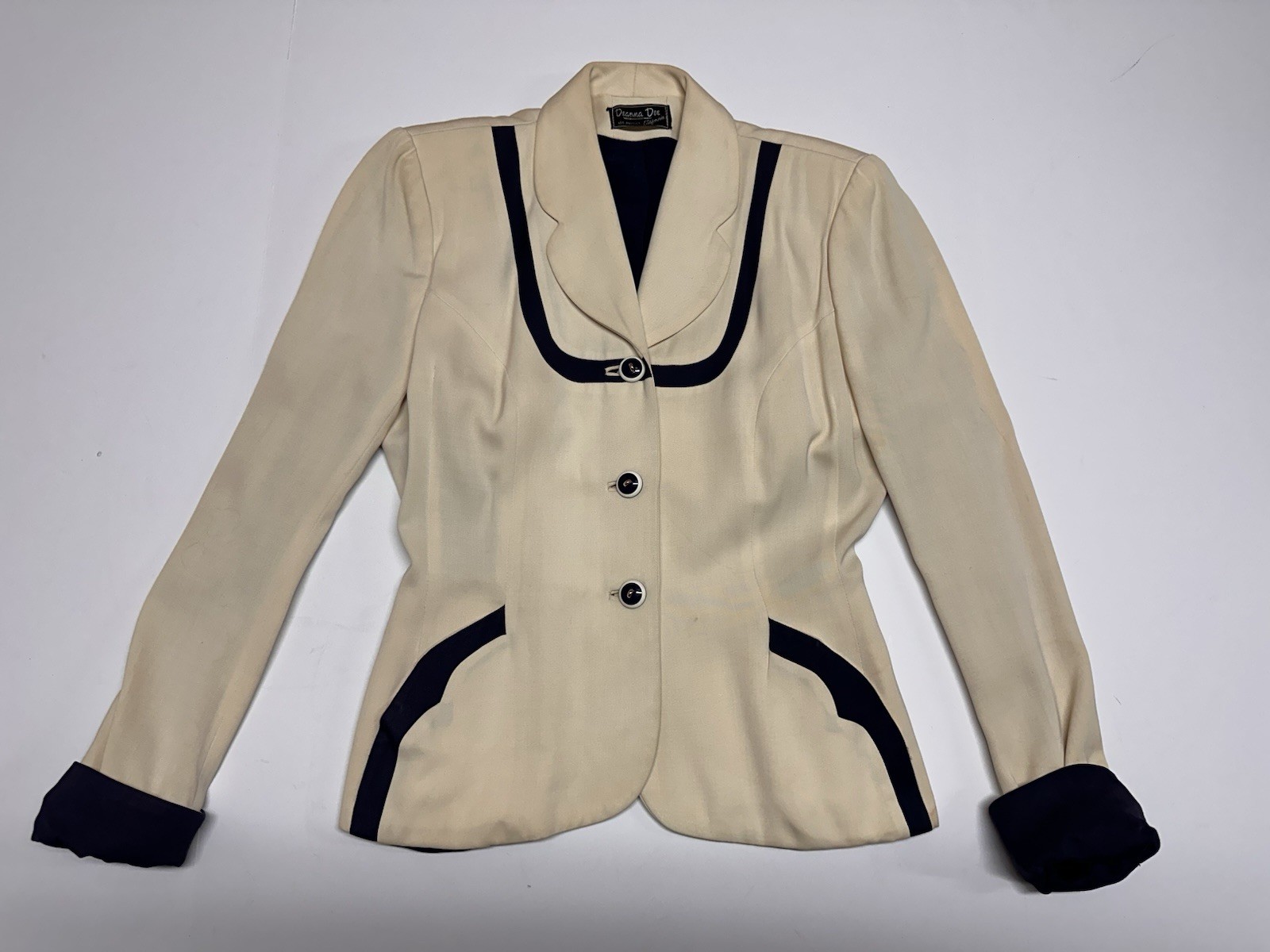 Vintage 40s 50s Women’s CREAM & NAVY BLUE Jacket SMALL Pockets Buttons Details