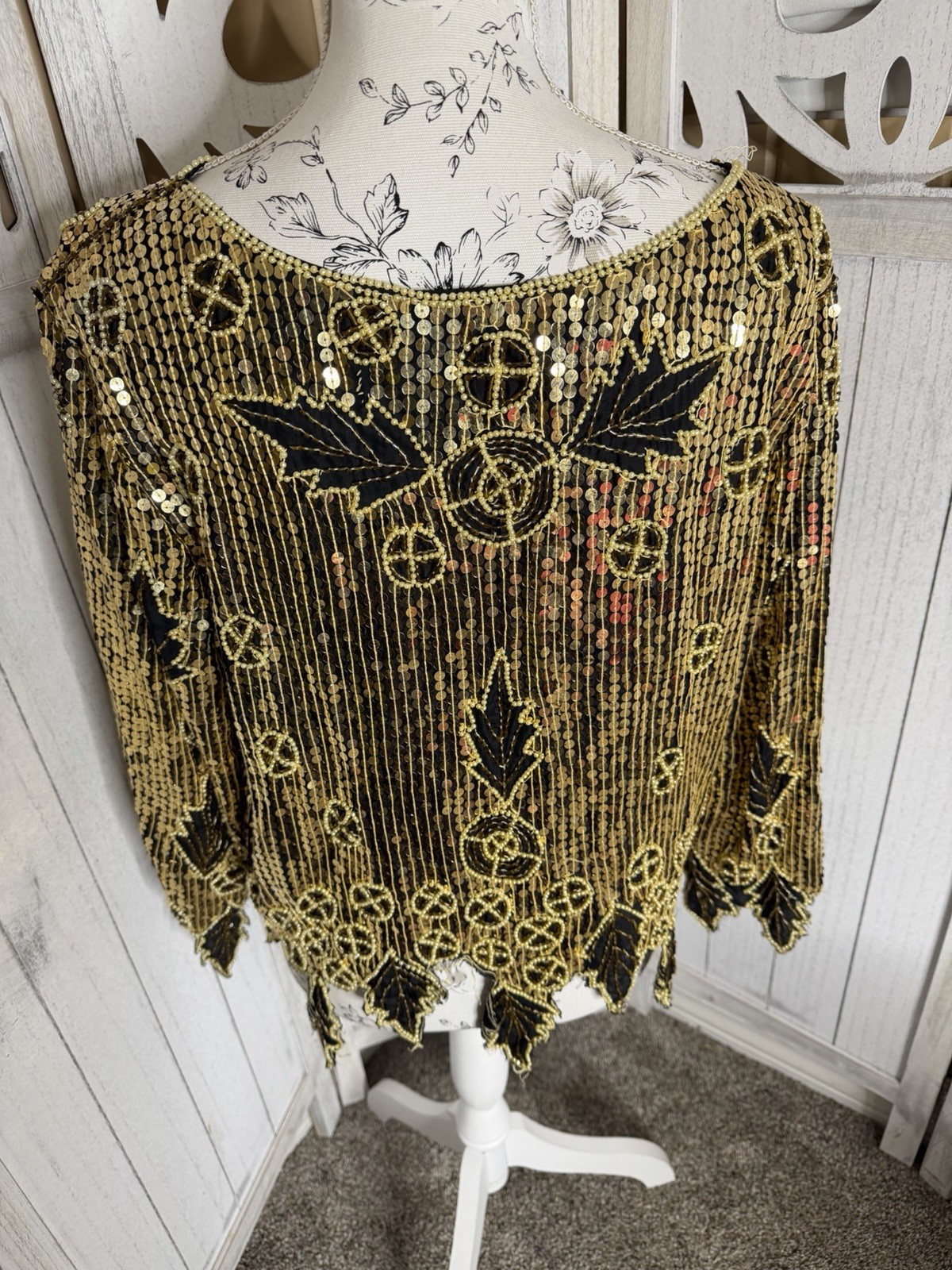G-Unit Vintage Y2K Flapper Style Beaded Sequin Gold Black Top Silk Size Large