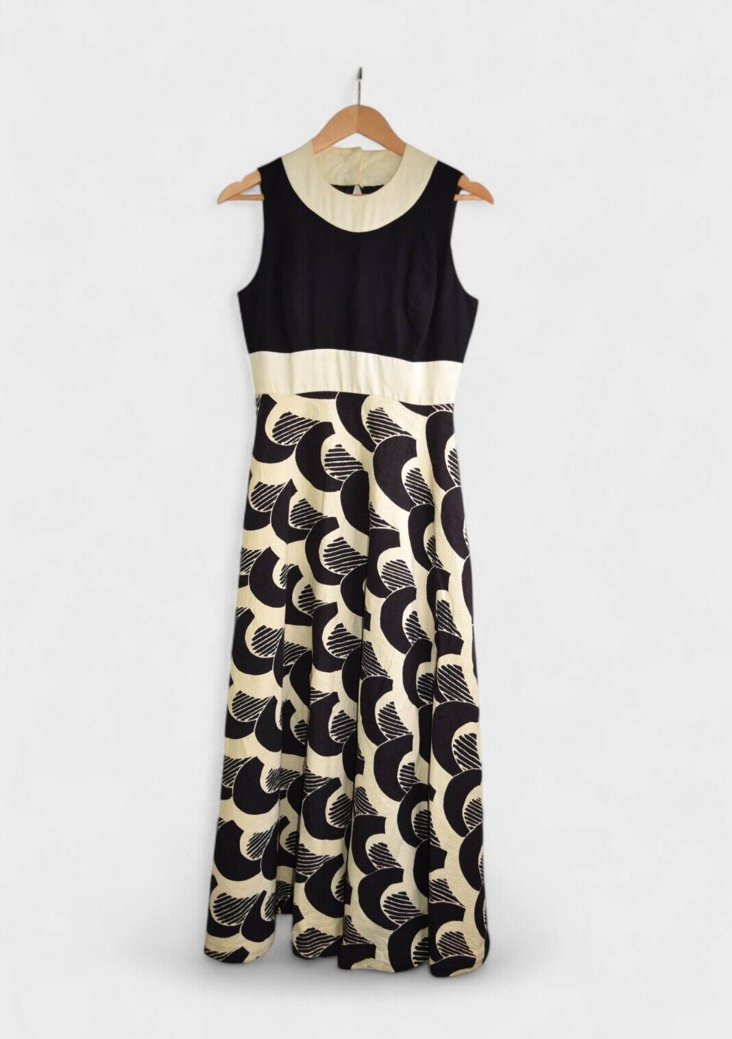 Vintage 60s Dress Womens S Black White Sleeveless Maxi Flare Open Back Evening