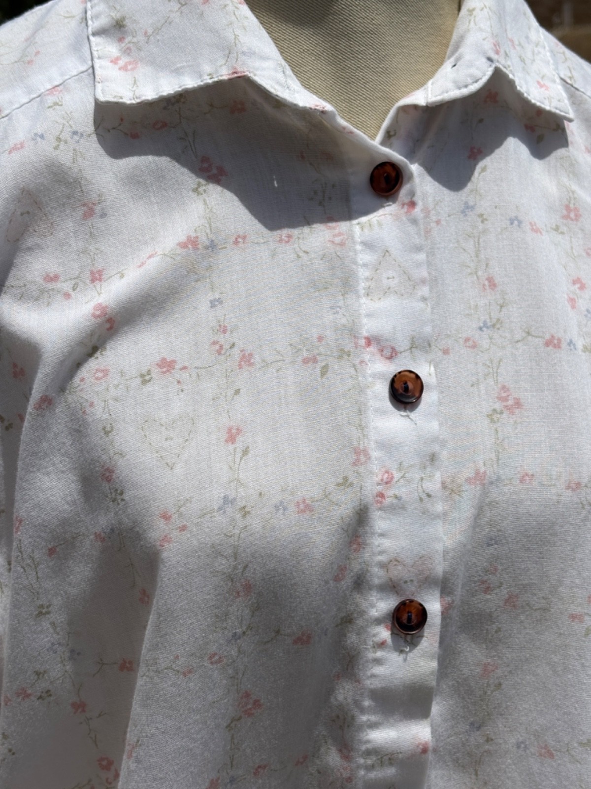 Vintage 80s 90s Thin Cotton Button down Top Hearts Flowers M Cottagecore Prarie