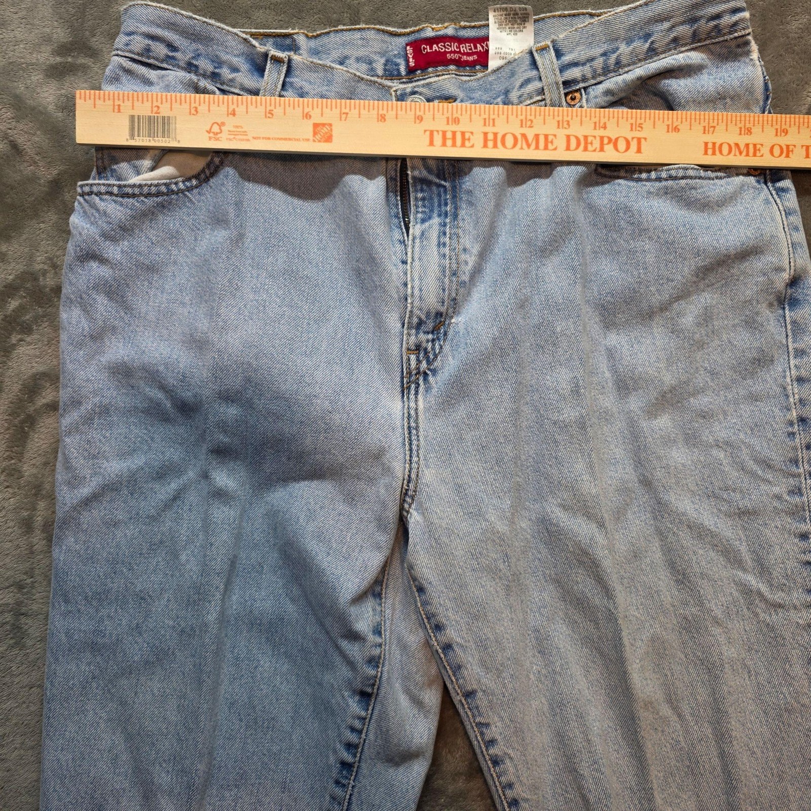 Levi’s 550 Jeans Womens 16 M Blue Light Wash Classic Relaxed Denim Vintage