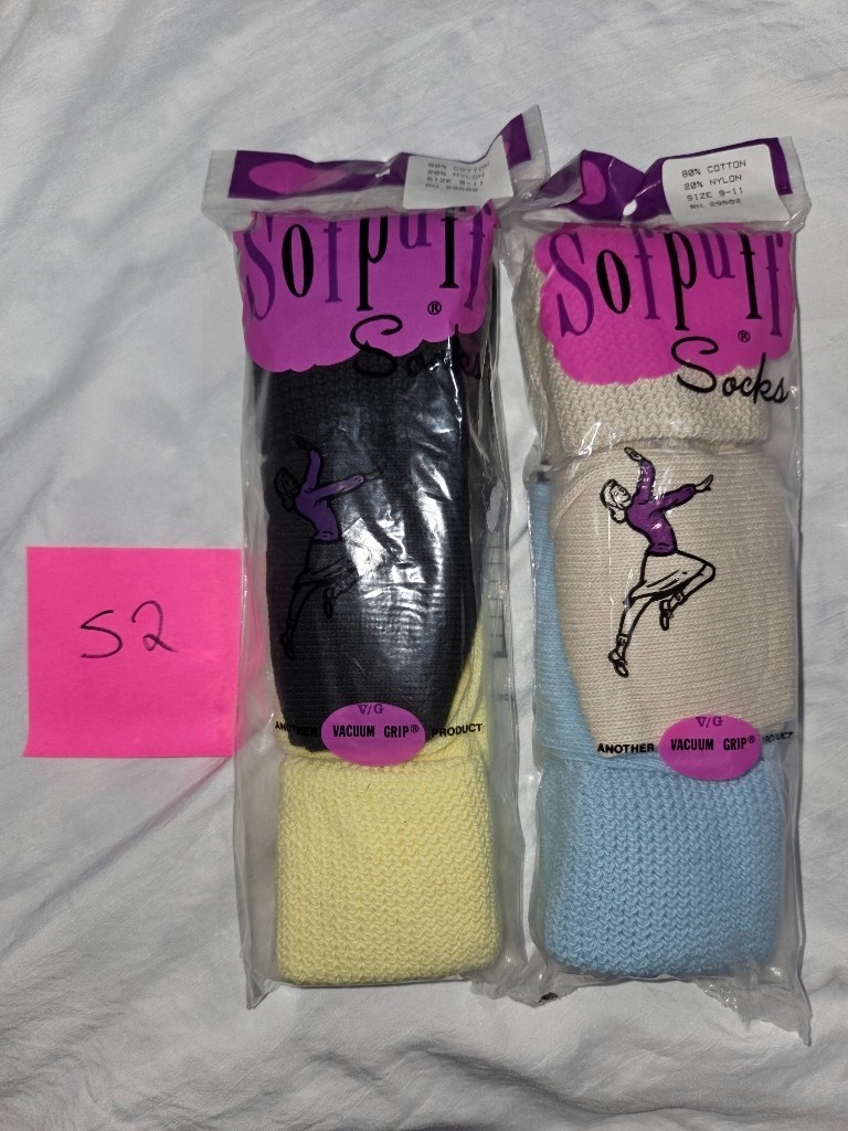 VTG Sofpuff 4 Pair Socks Crew 9 10 11 Vacuum Grip Slouch Black Blue Yellow S2