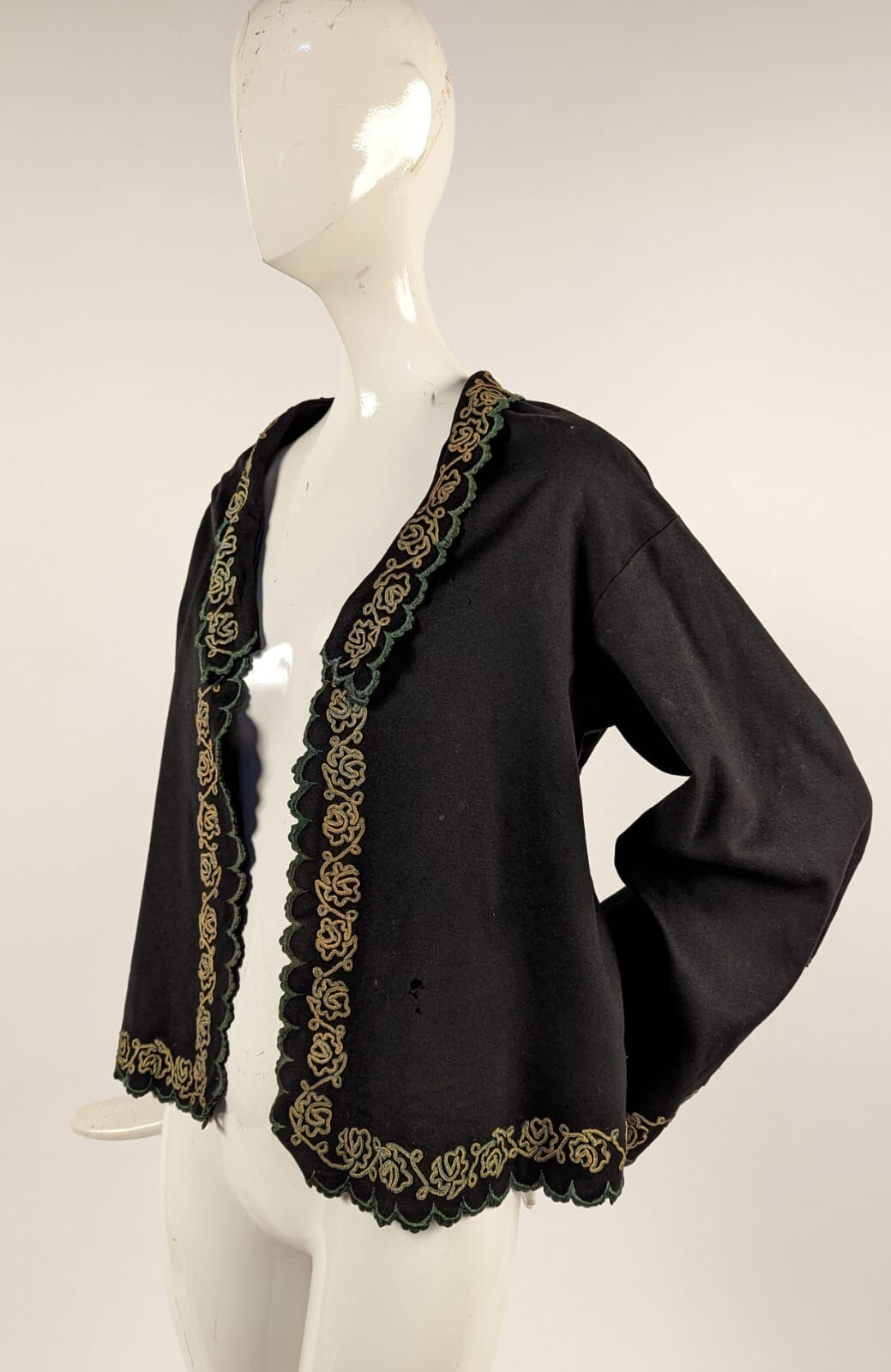 CIVIL WAR 1860’S BLACK ZOUAVE JACKET W TWO TONE SOUTACHE + SCALLOPED EDGE