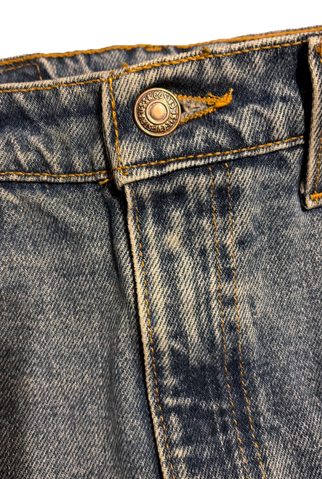 Vintage Levis 505 Womens 32×30.5 Blue Jeans Denim Straight Medium Wash USA Made