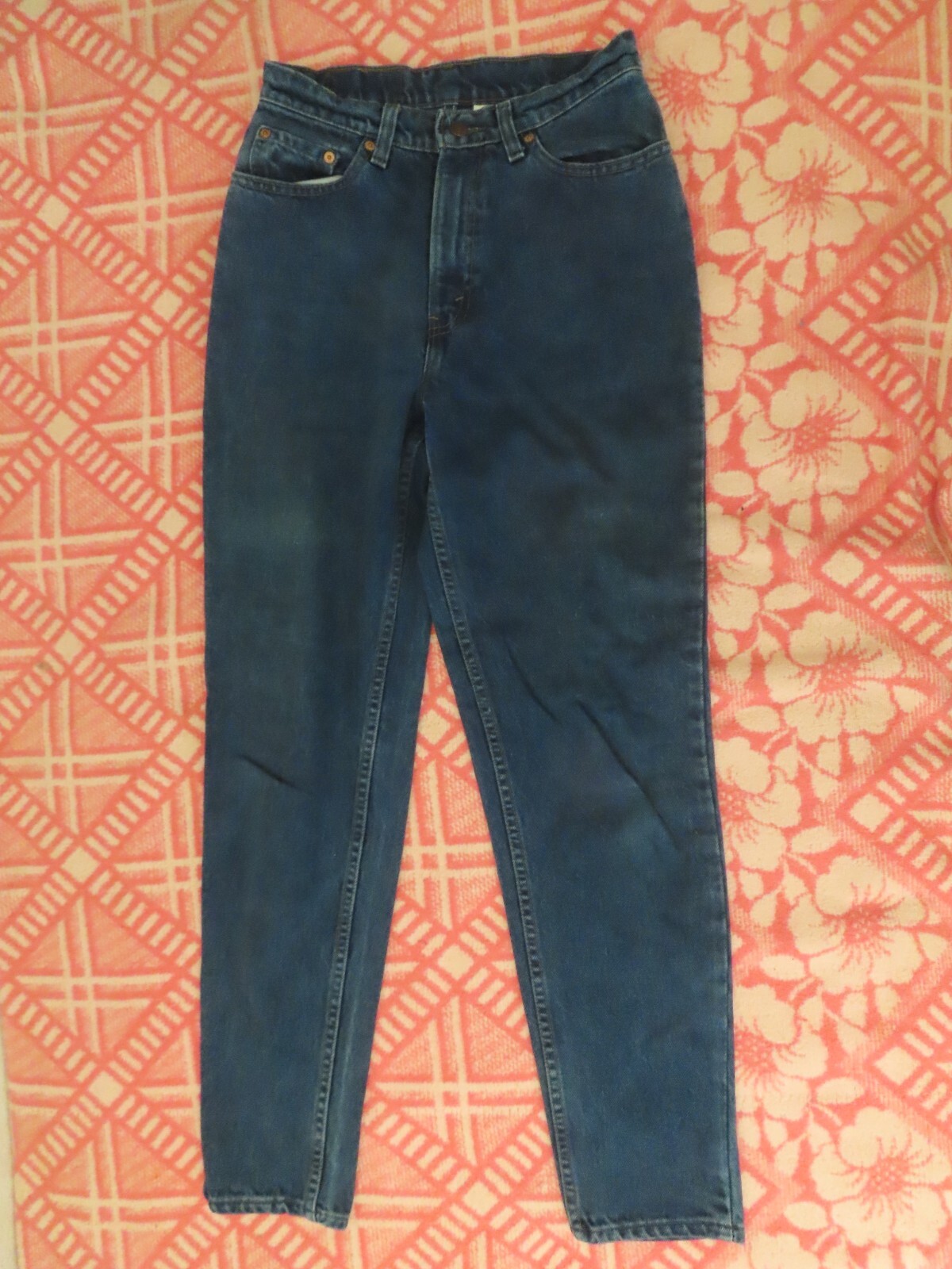 Vintage Levis Womens 9 M Jeans 17512-0798 USA Mom High Waisted Tapered Leg 26×29
