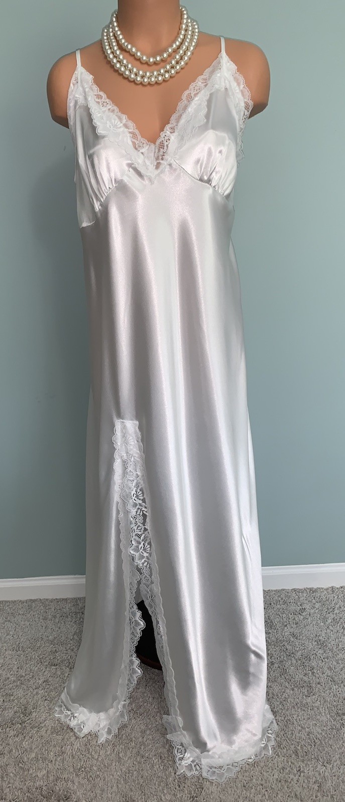 New Glossy Satin Full Slip Nightgown 2X Bust 44 46 Slit 27” Bridal White