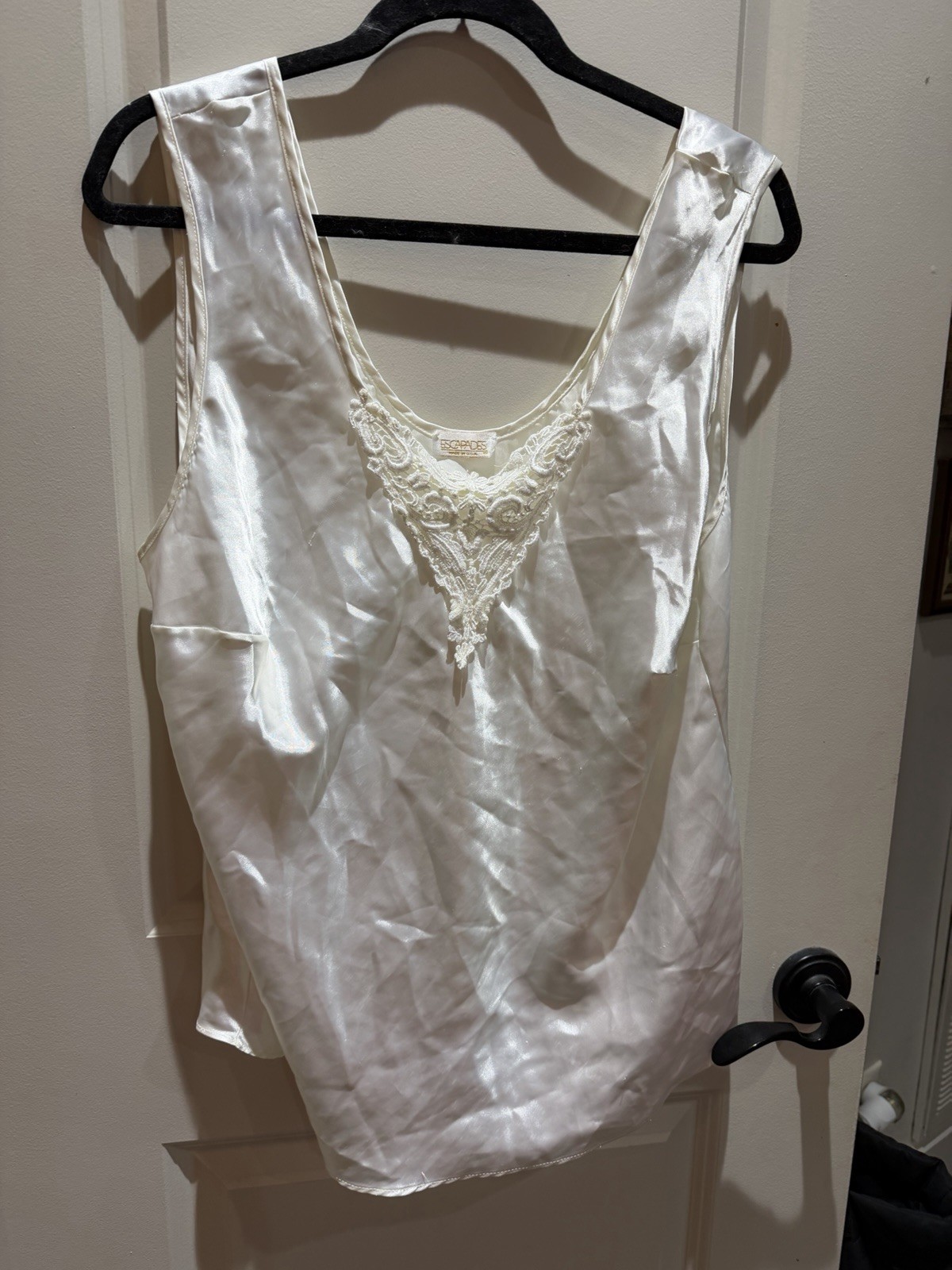 Vintage Escapades Ivory Silky Satin Cami Tank Top Applique Lace Size Large