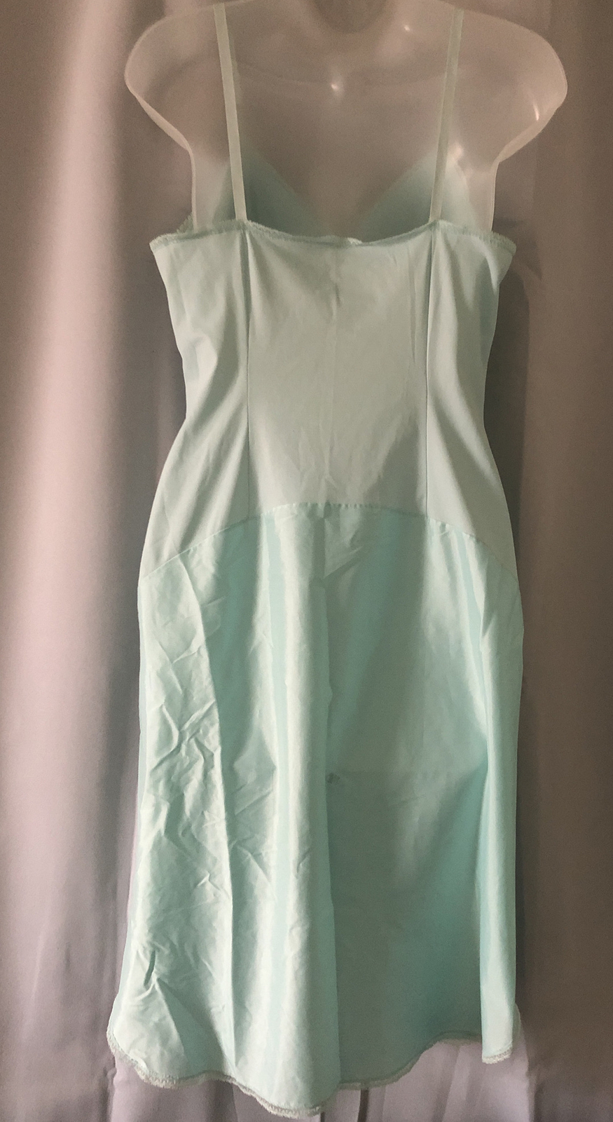 VTG Van Raalte Blue Dacron Polyester ,nylon Lace Trim Full Slip Dress sz 34A USA