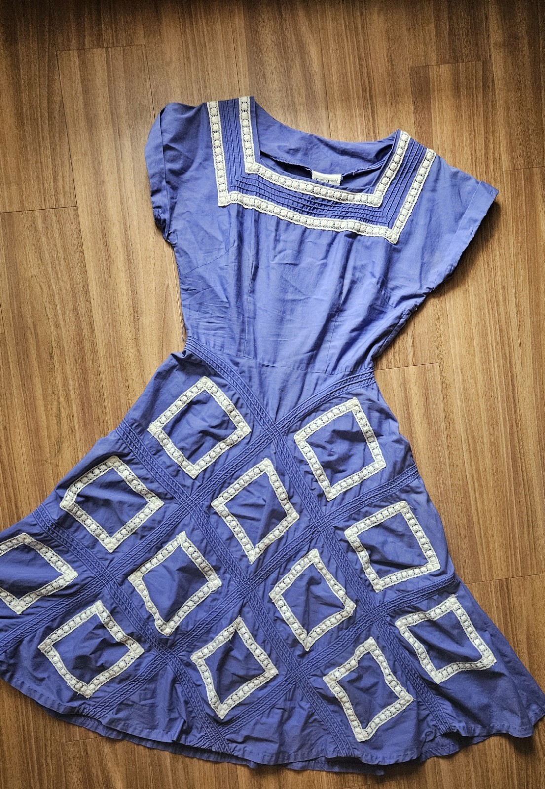 1950s Toni Todd Blue And White Lace Dress Medium 29″ Waist