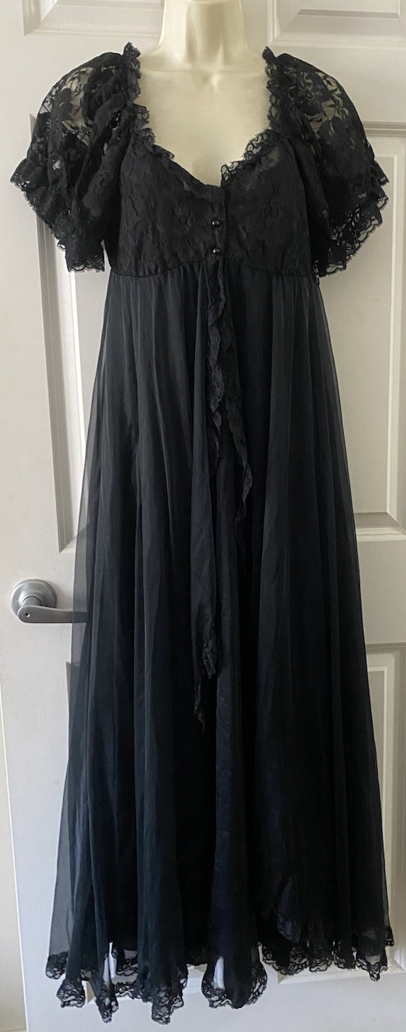 Vintage TOSCA Lingerie Black Chiffon & Lace Nightgown & Peignoir Size M