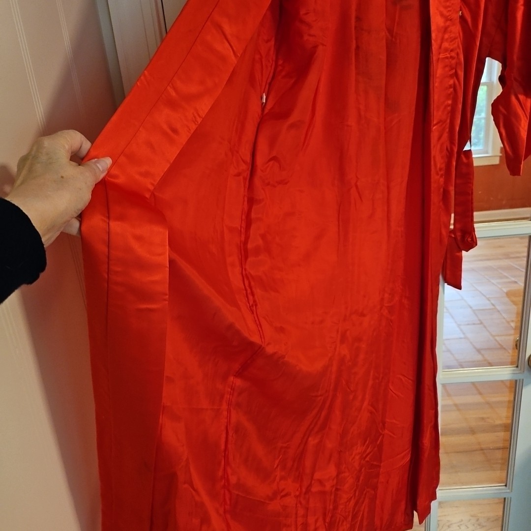 TRUE Vintage 60s Red Silk Embroidered Dragon Asian Kimono Robe MINT w TAG Sz L