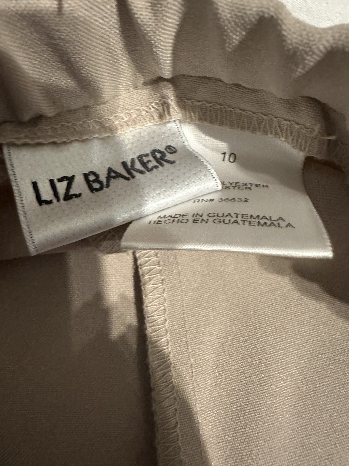 Liz Baker Women’s Tan Polyester Pleated Trousers size 10 with Belt