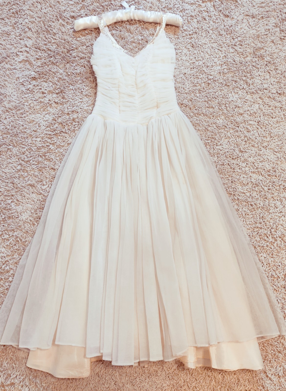 IVORY ANTIQUE HANDMADE DRESS TULLE NICOLE MILLER STYLE BOW GOLD AUDREY HEPBURN 