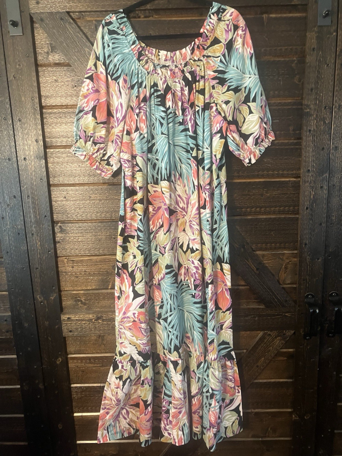 Vintage 80’s 90’s Hilo Hattie’s Floral Cotton Woman’s Hawaiian Mu’Mu Ruffle 2XL