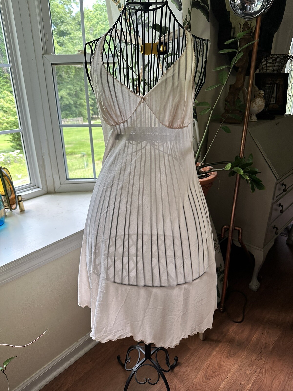 VTG 70s Vassarette Full Slip Dress Sheer Nude Lettuce Edge 34A