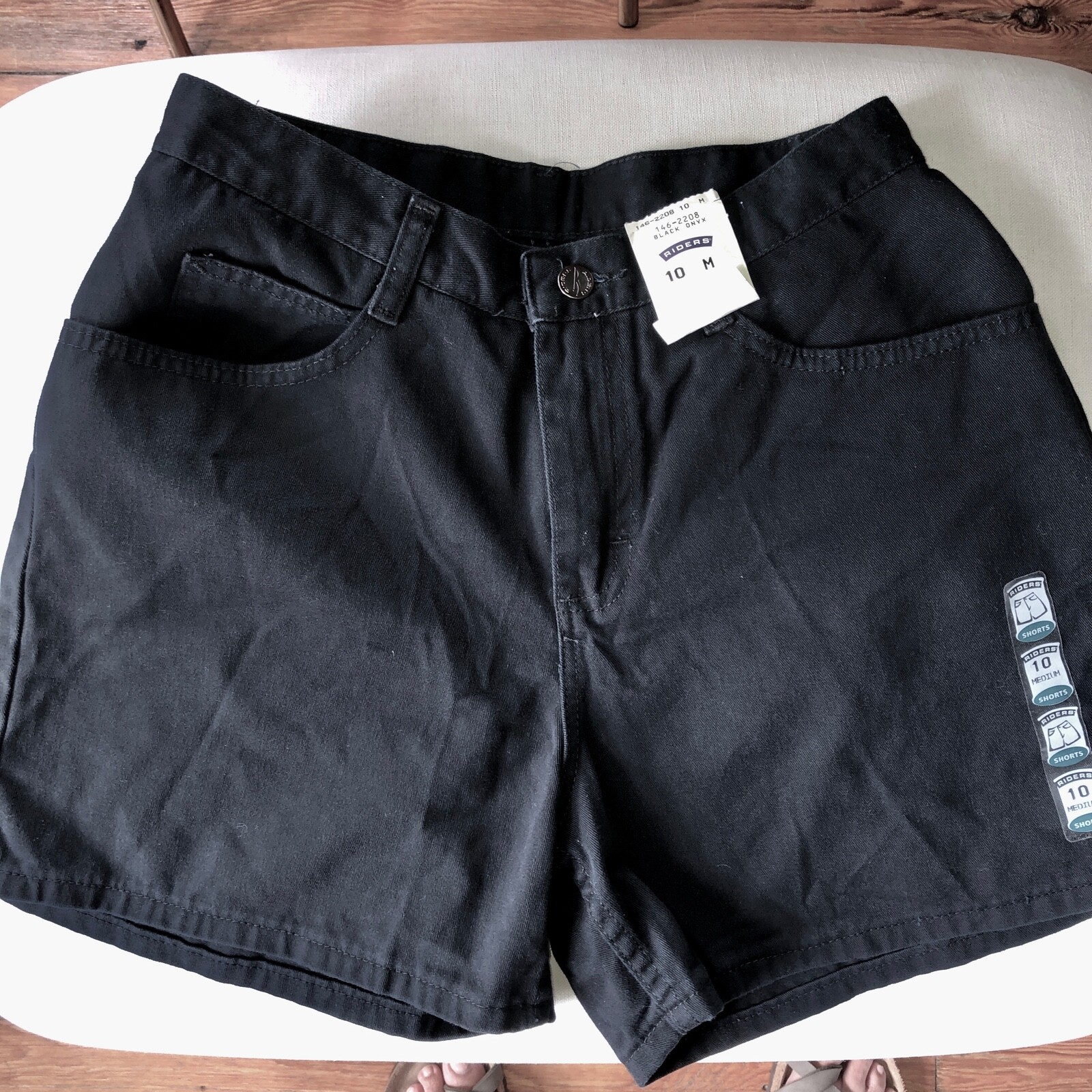 NOS VTG 90’S LEE RIDERS HIGH RISE MOM BLACK DENIM JEAN SHORTS* SZ.10 /CURRENT M