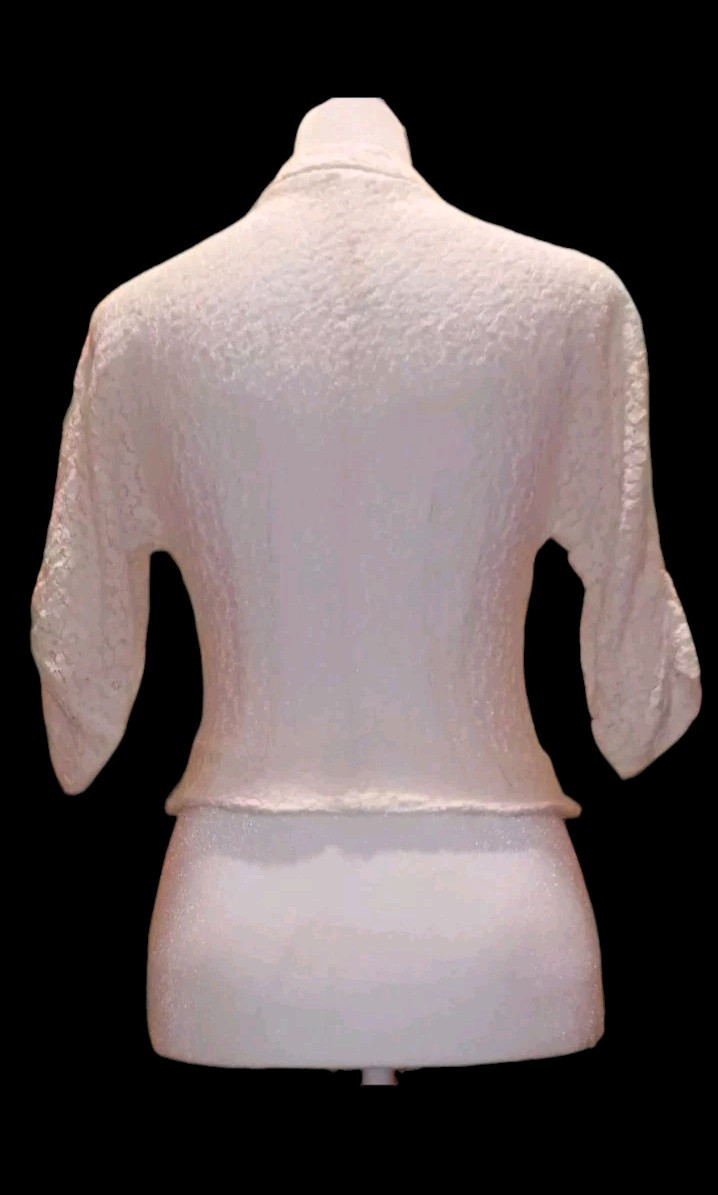 Vintage 1930s/40s White Lace Doleman Sleeve Fitted Waist Pearl Button Blouse XXS