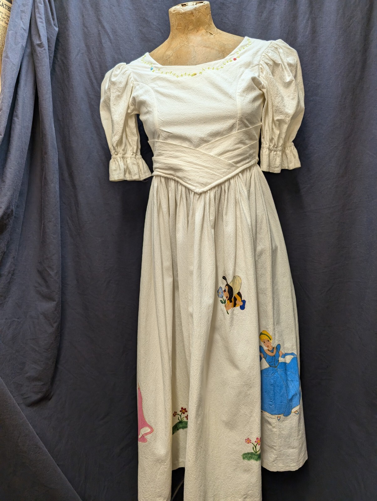 Vintage White Manta Cotton Snow White Sleeping Beauty Ursela Dress XXS or Girls