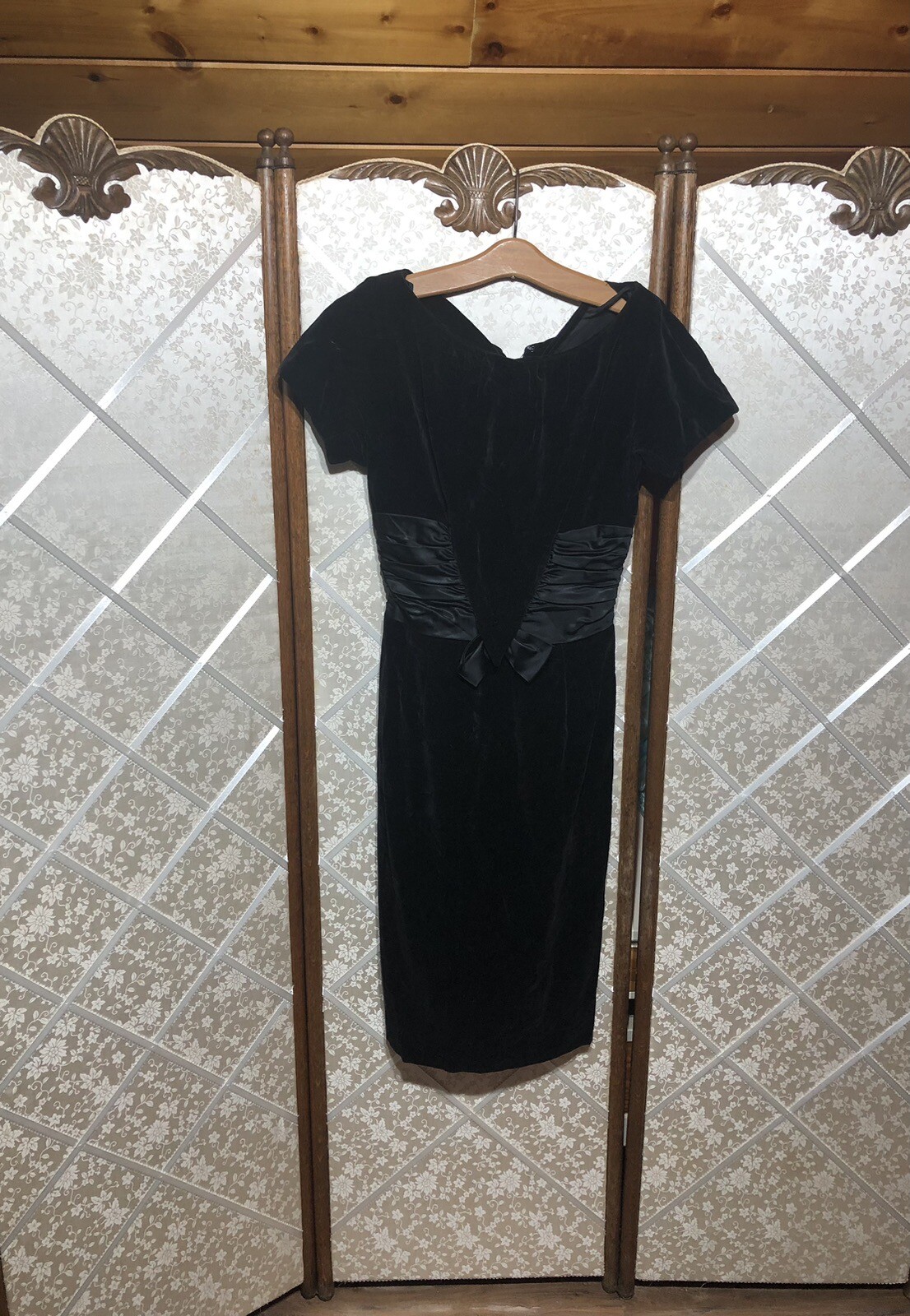Johnathan Logan Vintage 60’s/70’s Black Velvet Ruched Waist Little Black Dress