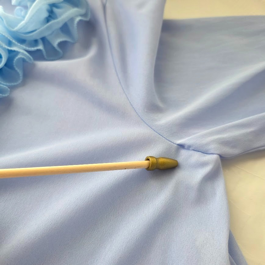 Vintage 1960’s Gossard Artemis Peignoir Robe Size Small Blue Ruffle Collar