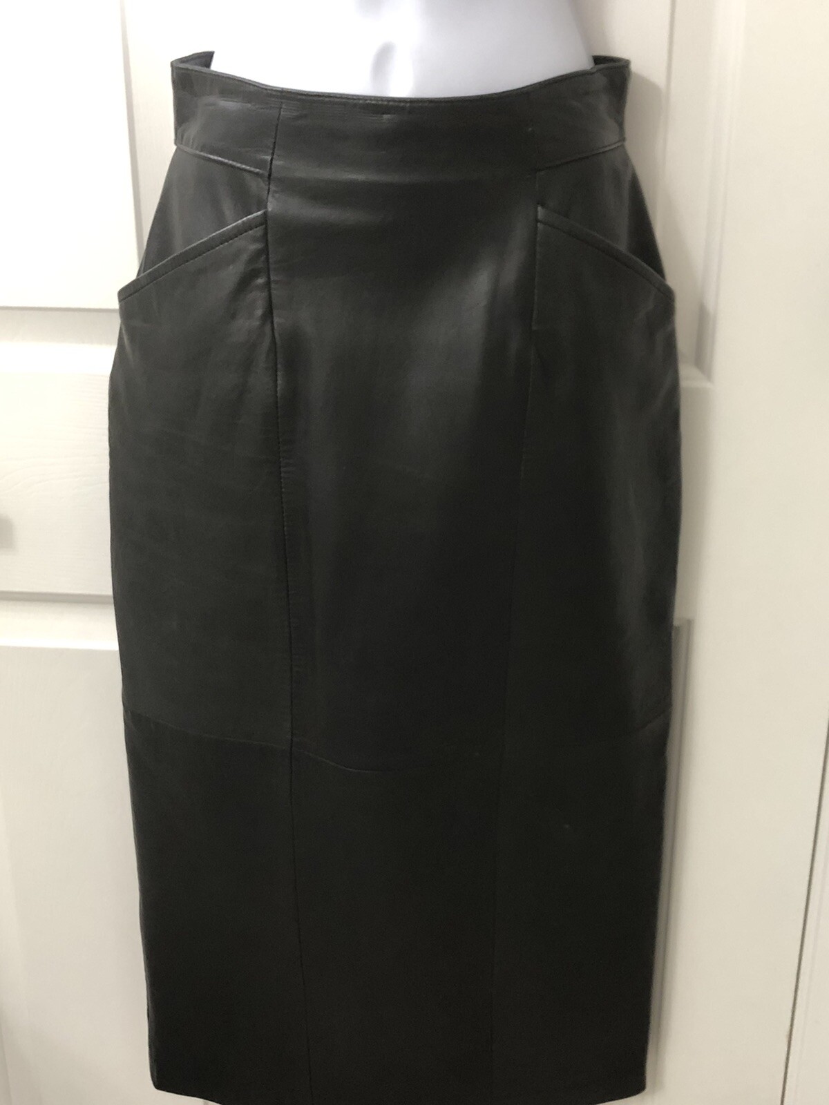VTG 1980s 90s DANA BROOKE BLACK LAMB LEATHER SKIRT SIZE 4 Poly Twill LINING