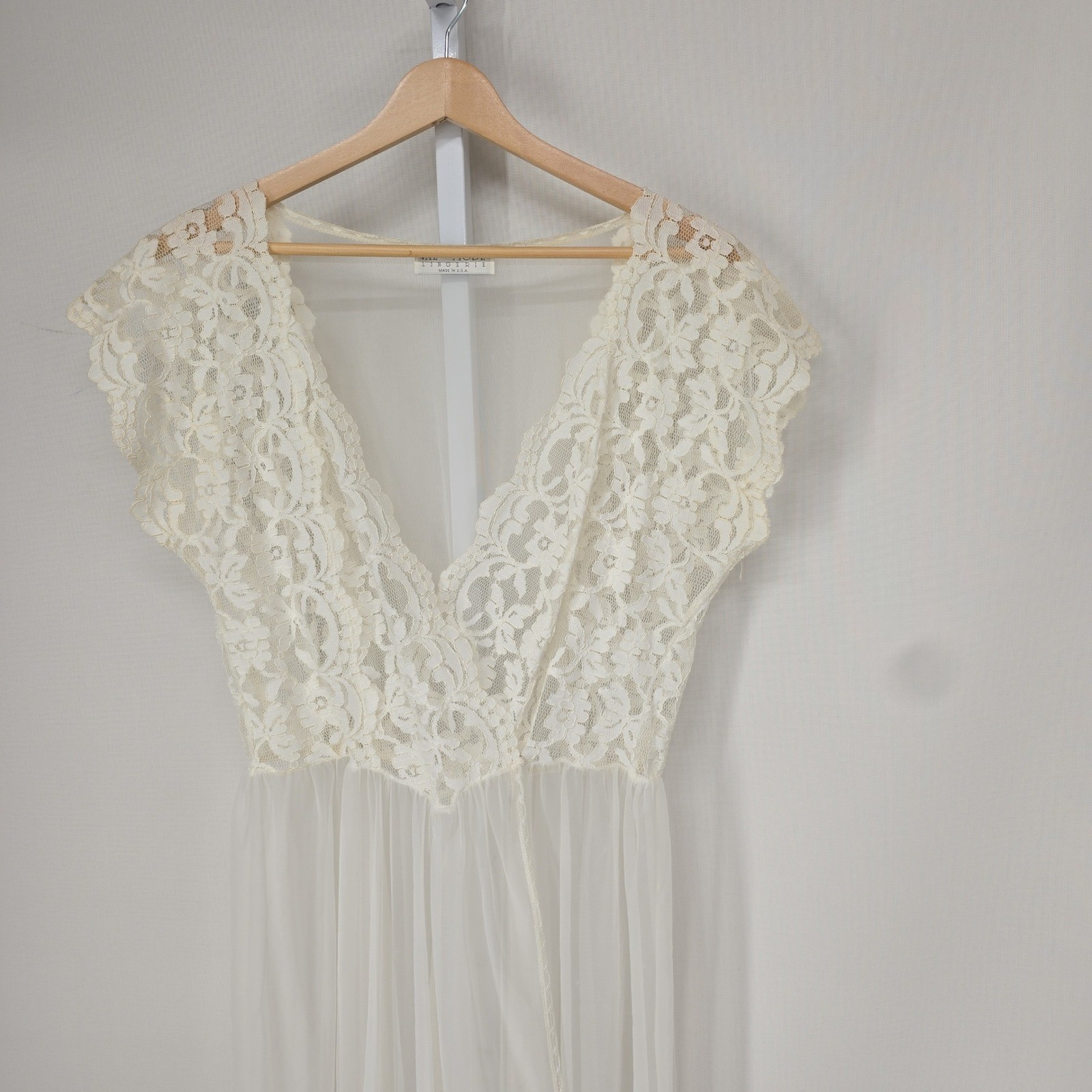 Val Mode Lingerie Vintage Ivory Lace Sheer Maxi Nightgown Bridal Robe USA Made