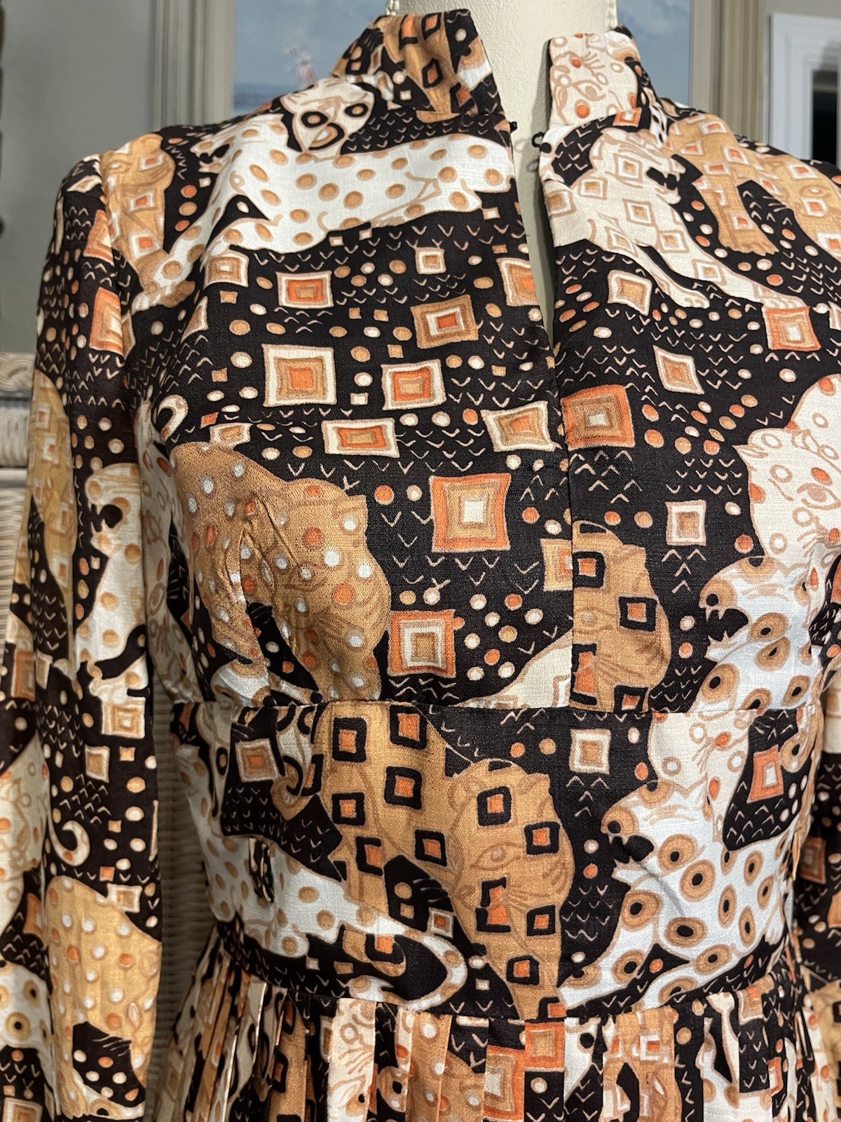Vtg 1970’s Jaguars Psychedelic Print Dress S Mandarin Collar Pleated Skirt Union
