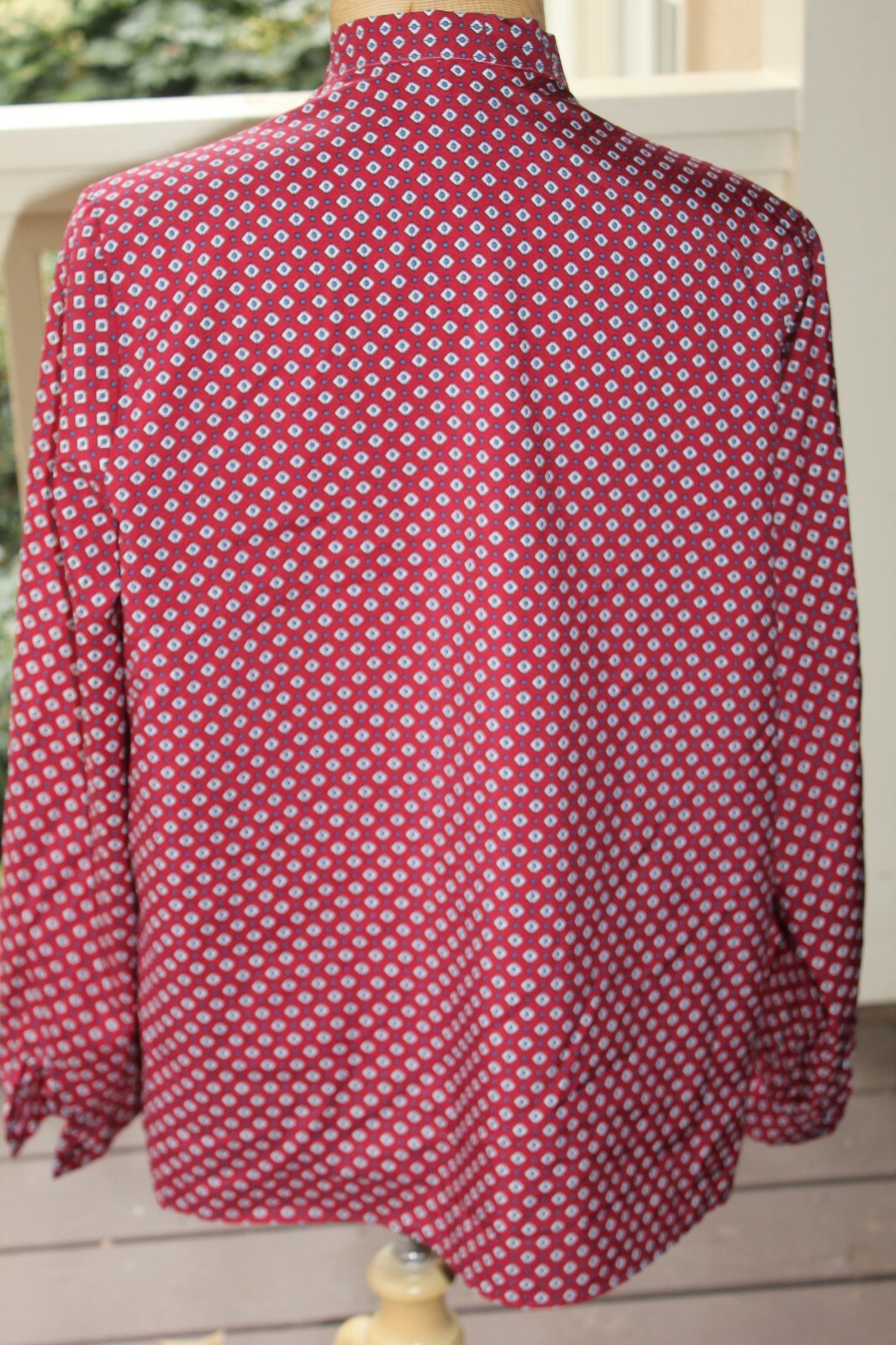 Vintage 70’s 80s Ecco Bay Maroon Geometric Tie Neck Button Down Blouse L XL 38