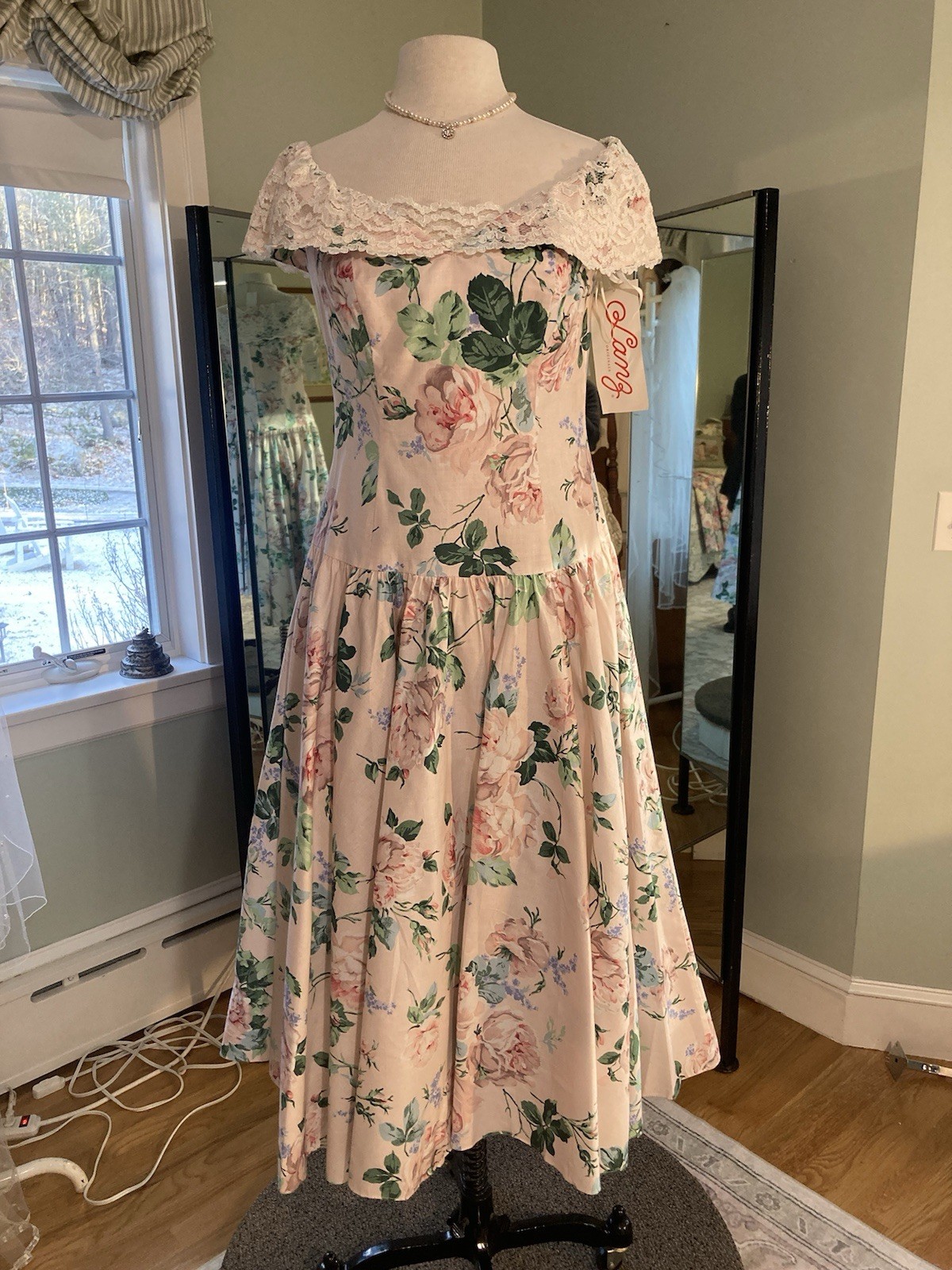 Vintage 1980s lanz of Switzerland, blush pink floral tea dress size 10