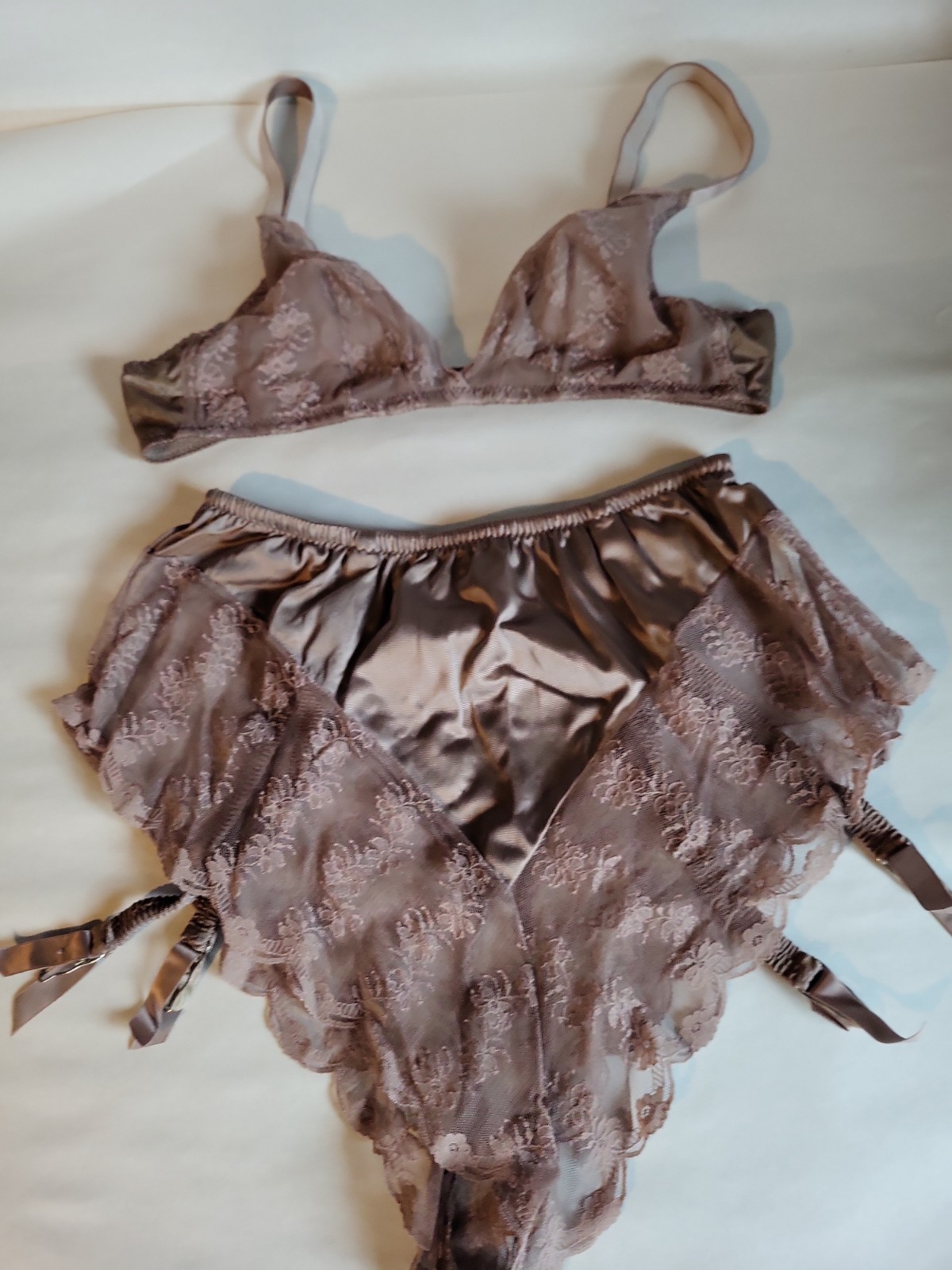 Vintage Formfit Bra And Garter Set Size 36 B Taupe Lacey Lingerie