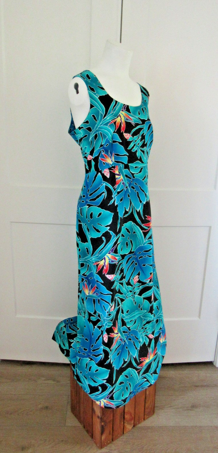 VTG. Hilo Hattie Hawaiian Blue Monstera Leaf & Bird Of Paradise Dress sz 12