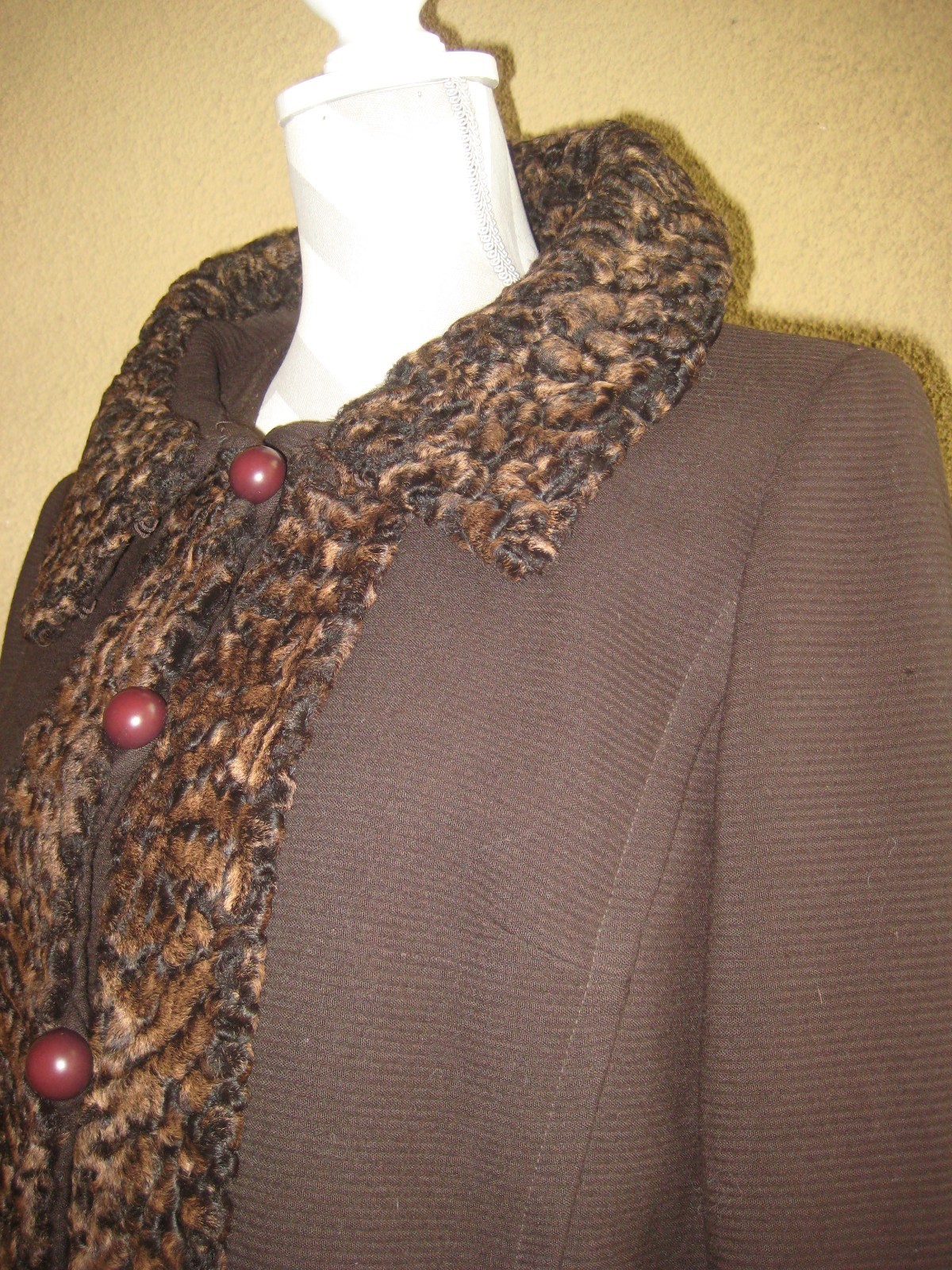 Vintage 70s Carlisle Couture brown wool Persian lamb trim 2 pc lined skirt suit