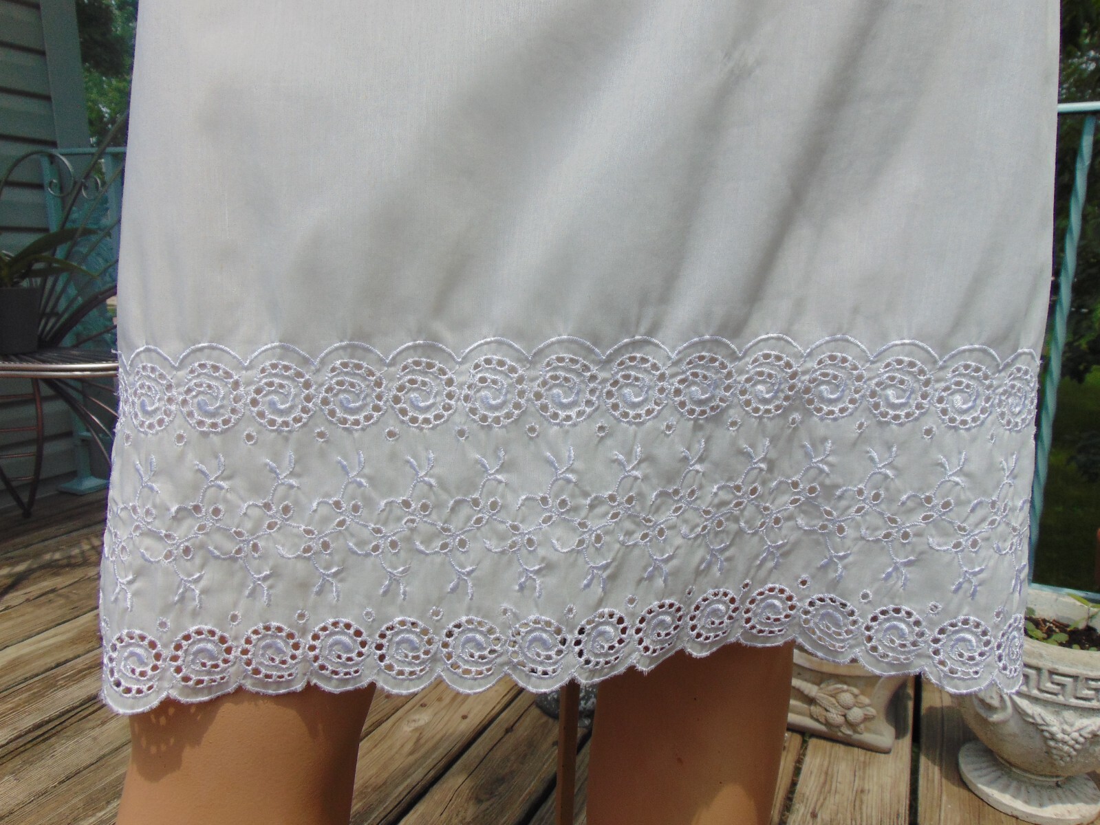 Vtg 50s White Cotton Eyelet Slip 42B