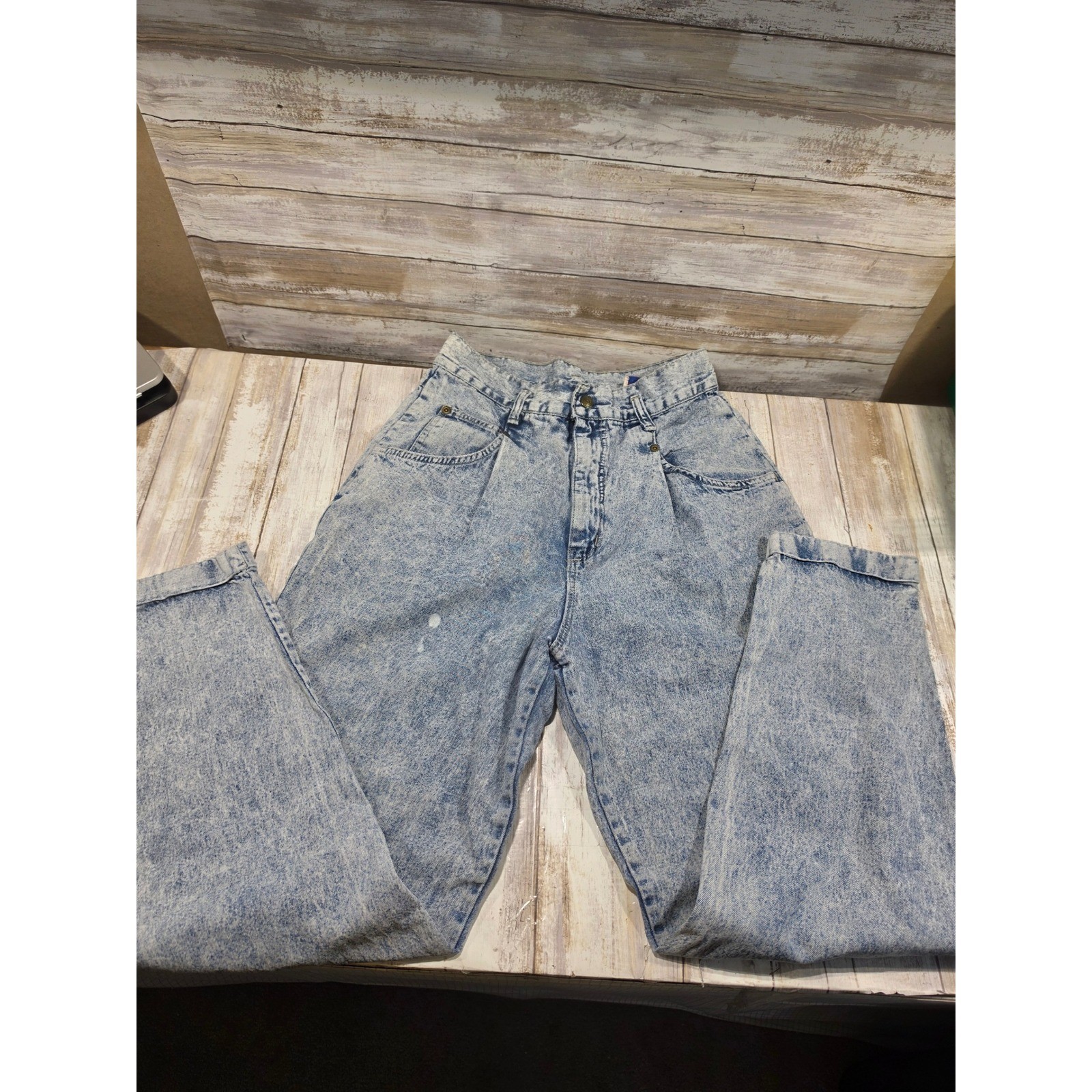 American Profile Vintage Acid Wash High Waist Pleated Mom Jeans Blue Size 9 READ