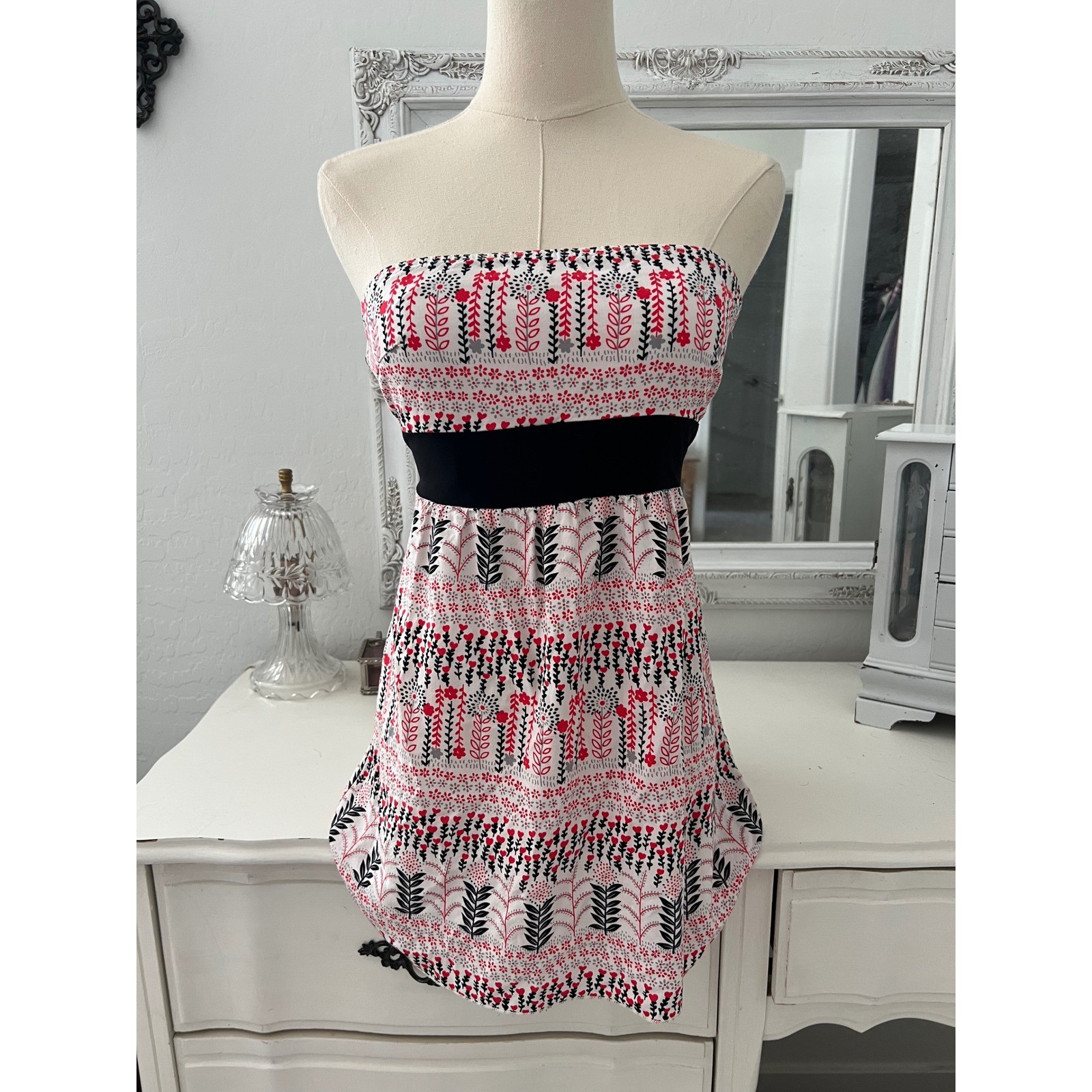 vintage charlotte russe patterned babydoll tube top with tie back
