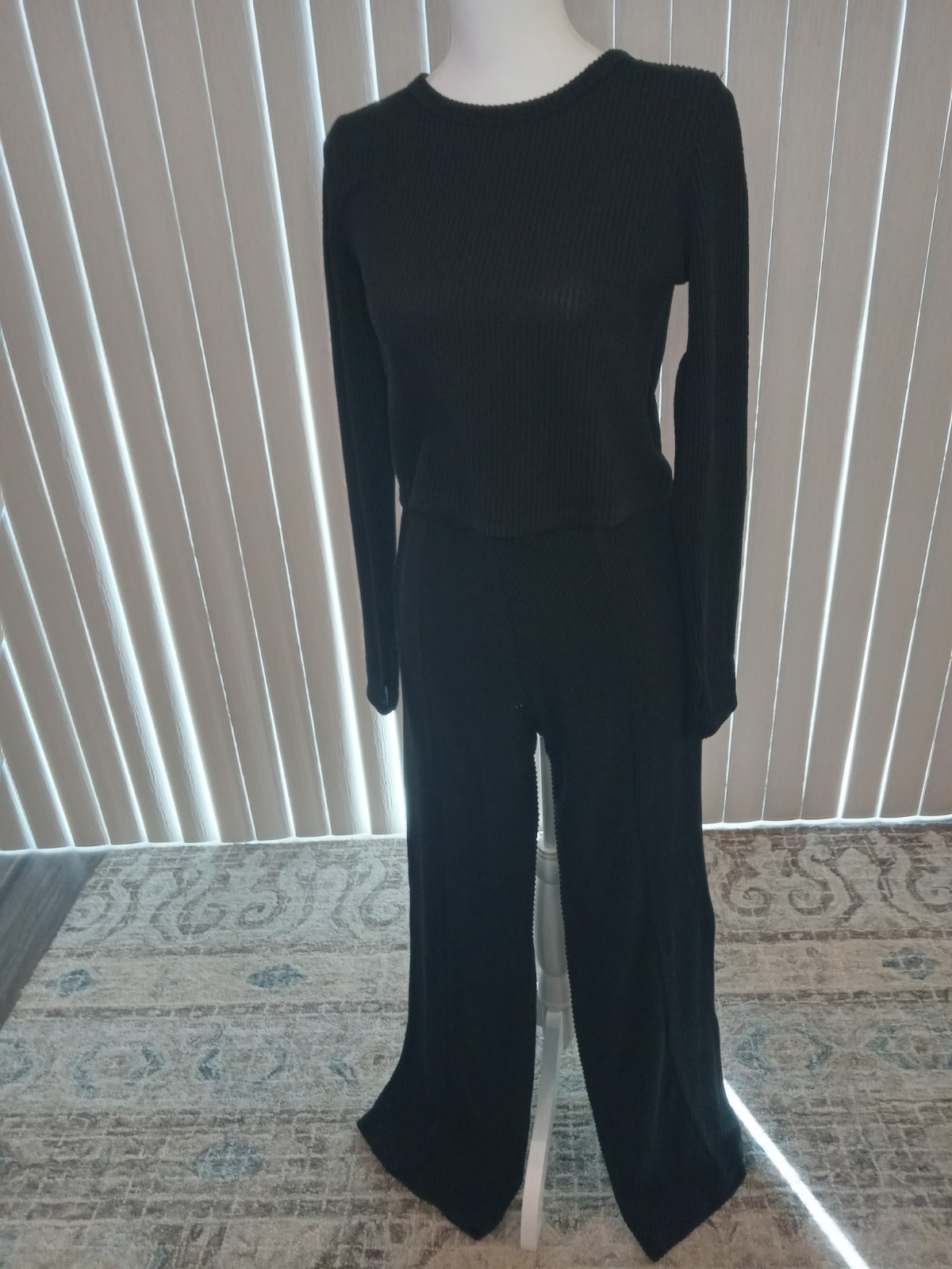 Black Cotton pants and crop top set, Sz LG, never worn, no tags