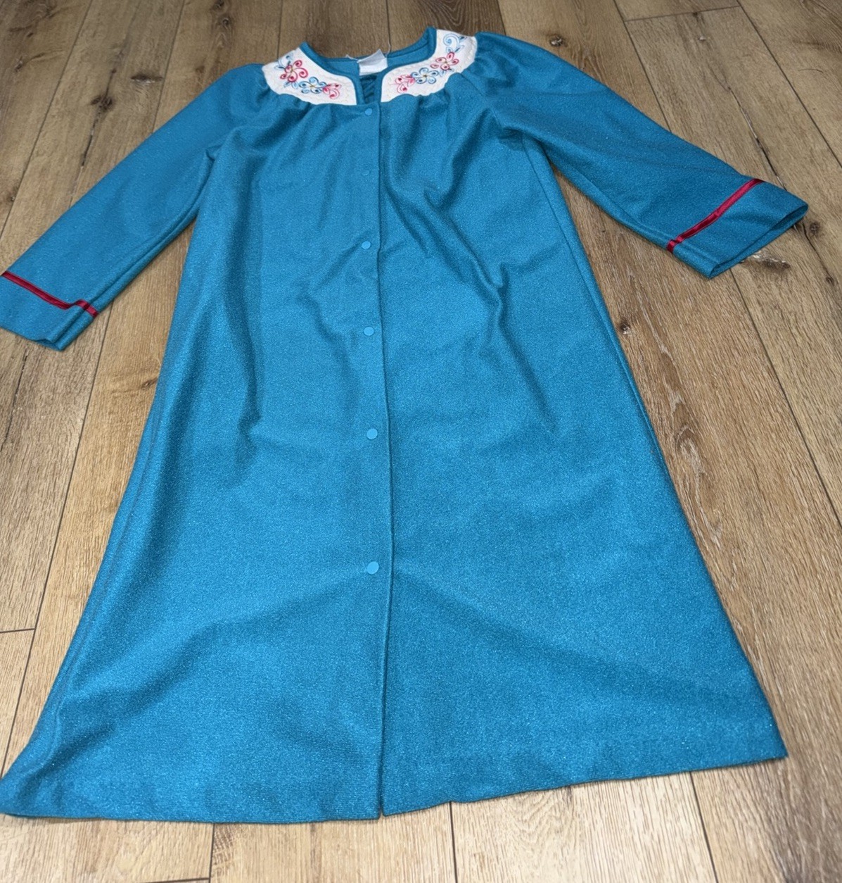 Quiet Moments Velour House Coat Dress Robe Snap Small Vintage