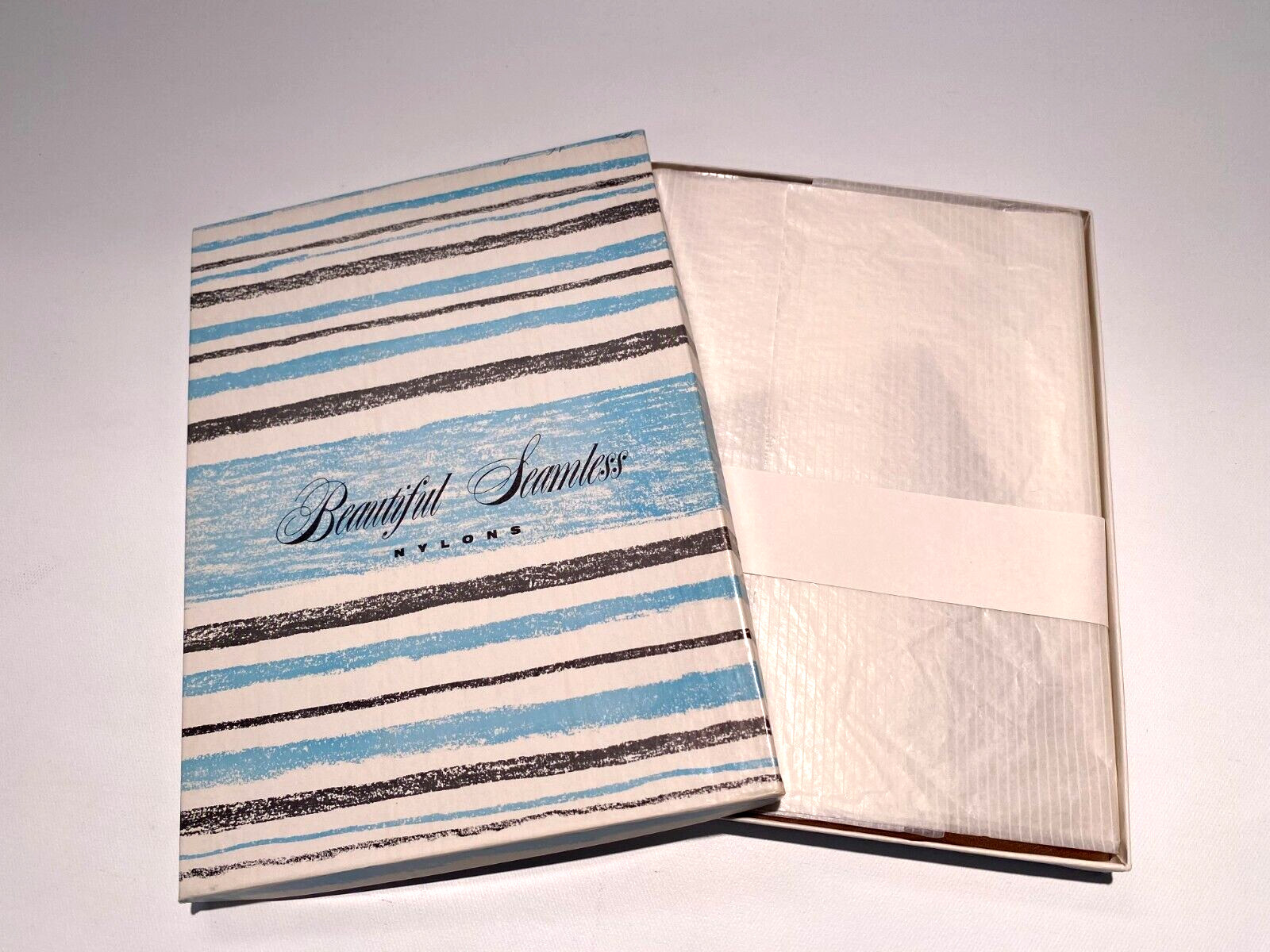 1 Pair Beautiful Nylon Garter Stockings Size 10 1/2 X 32″ Nude Heel 4″ Toe Mesh
