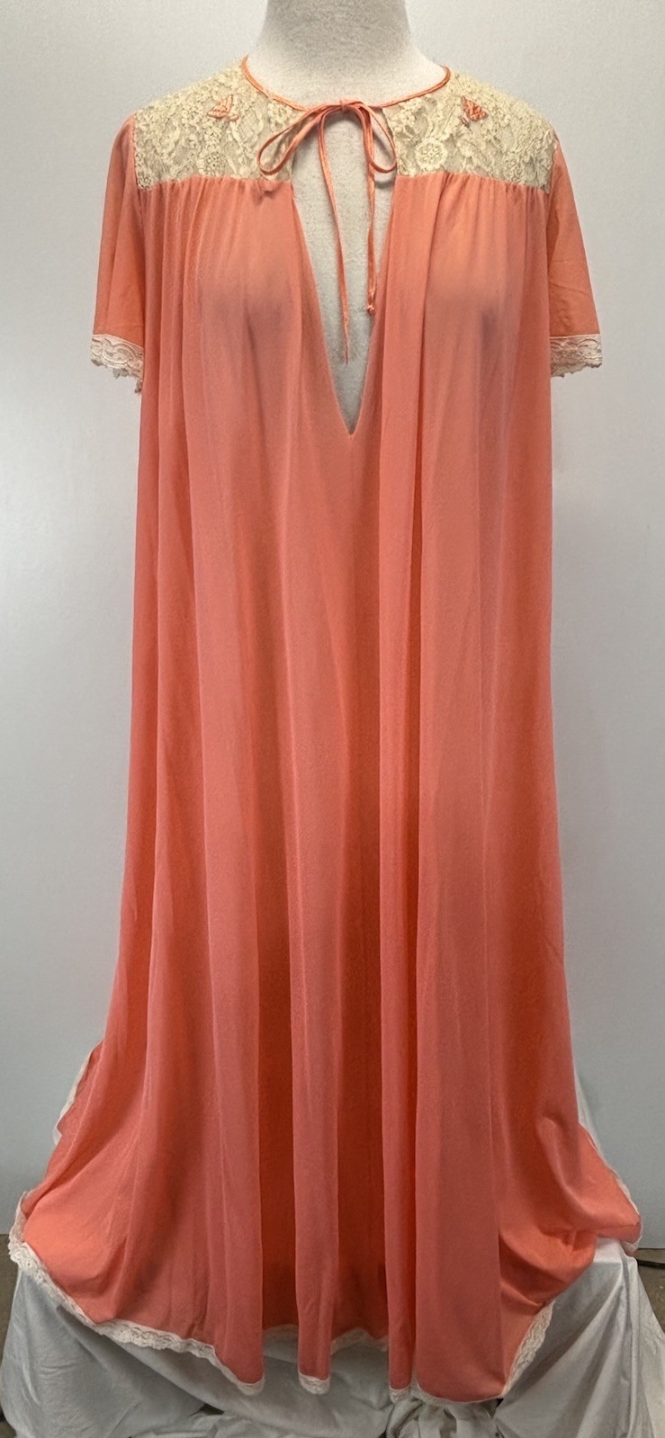 Vtg Lucie Ann Nylon Nightgown Sz Large Women’s Coral Lace Trim 70s Long