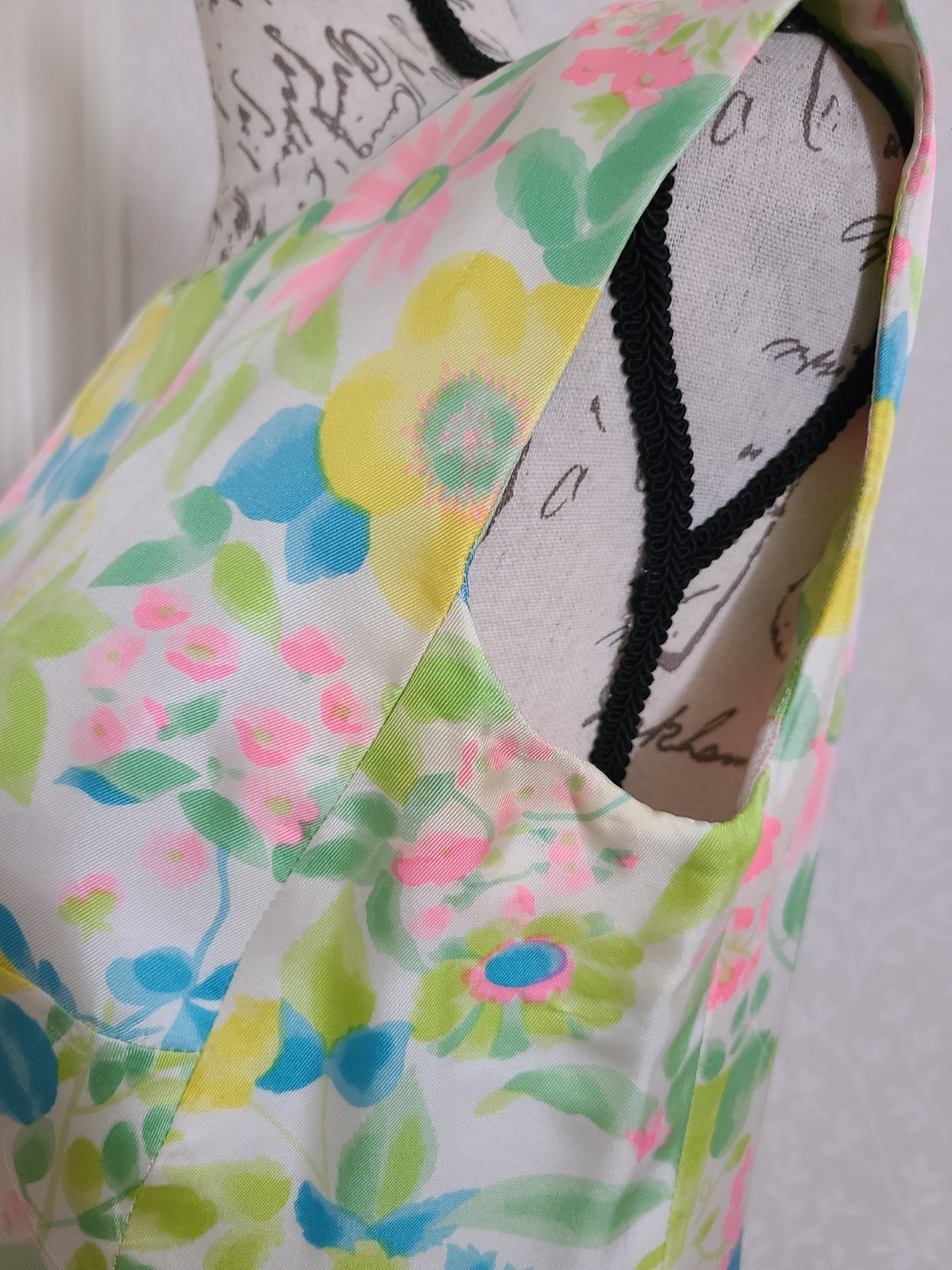 Vtg Nat Kaplan silk mod floral sleeveless sheath dress w jacket, approx size S/M