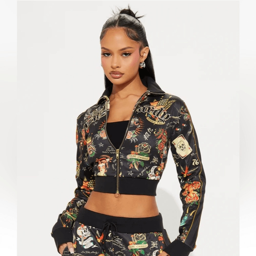 NWT Ed Hardy Women’s Shrunken Flashboard Cropped Track Jacket size Large.
