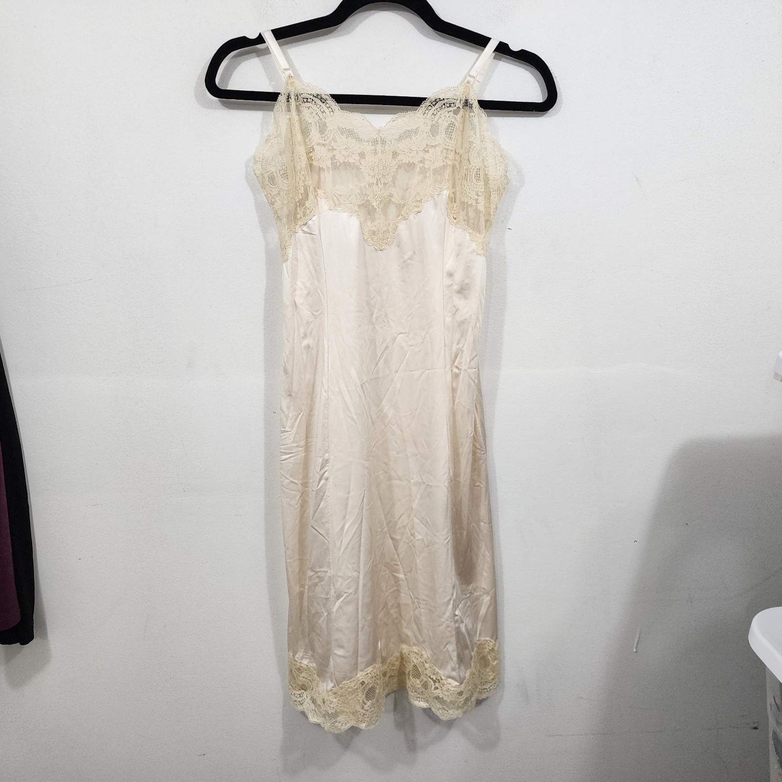Vintage Wondermaid Ivory Antron Nylon Satin Lace Full Slip Dress Womens 34 USA