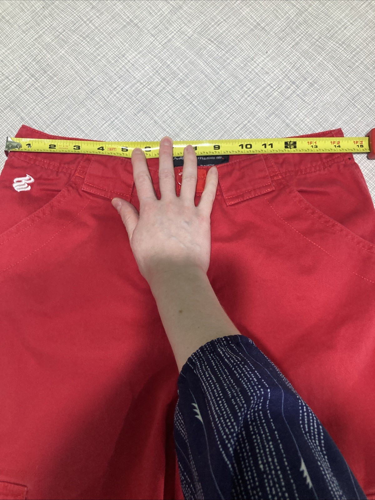 Rocawear Boys Size 14 Red Cargo Shorts 29 Waist Y2K Vintage Sun-Faded Womens 6-8